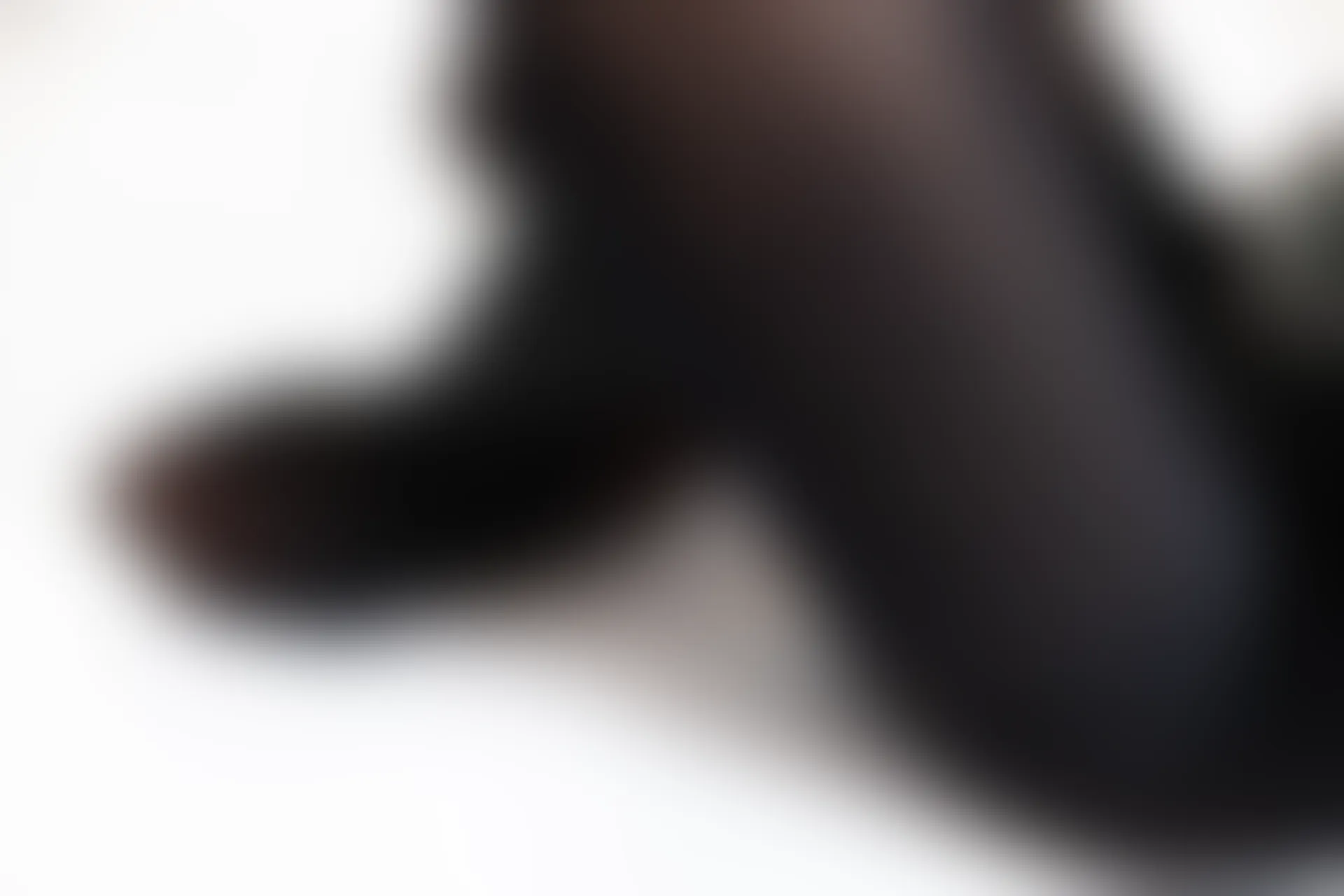 爱花写真 ALPHA-017 [217P-2.52G]—— 标签：森萝财团, 爱花写真, 美腿, 美足, 黑丝