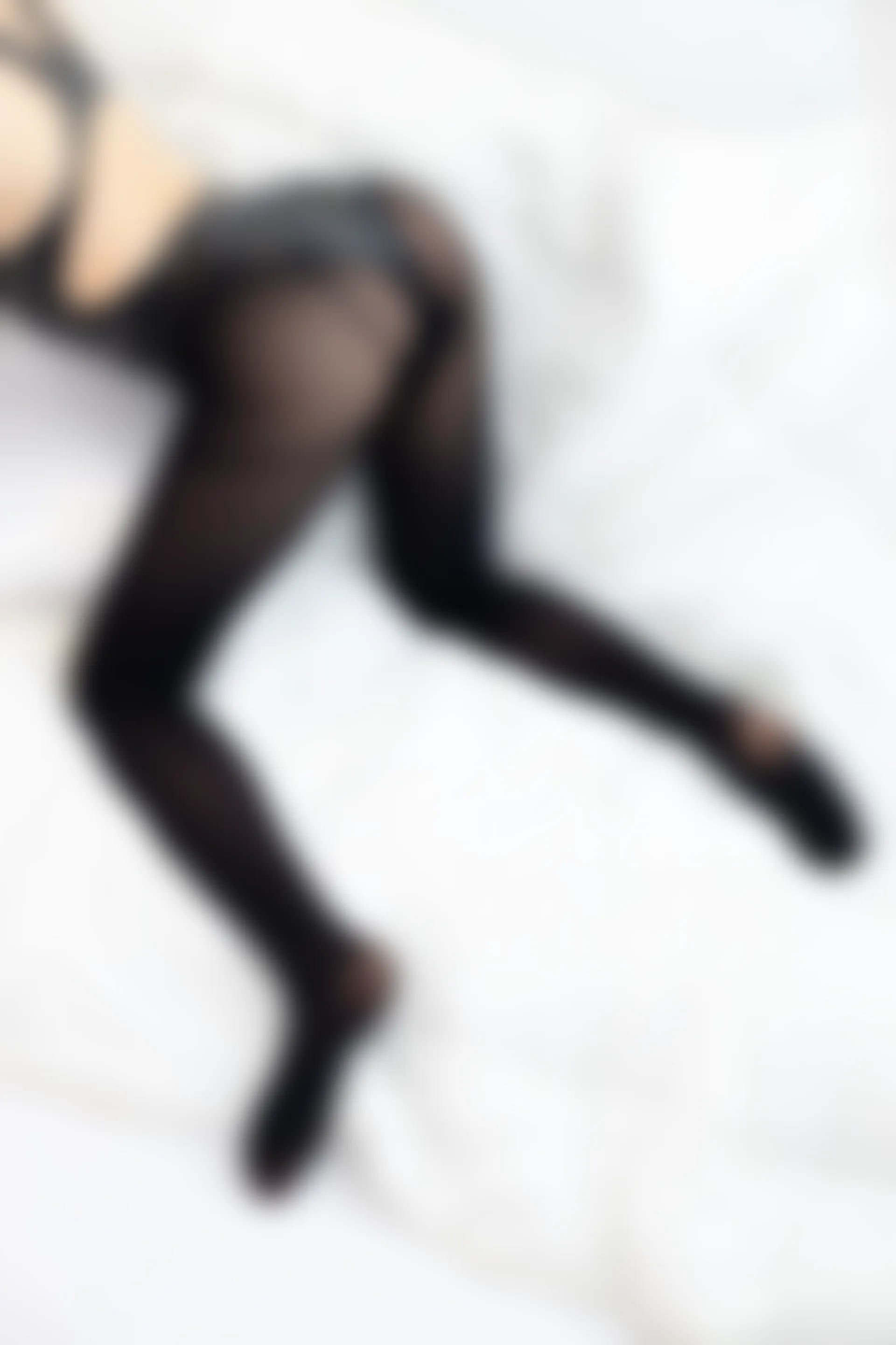 爱花写真 ALPHA-017 [217P-2.52G]—— 标签：森萝财团, 爱花写真, 美腿, 美足, 黑丝