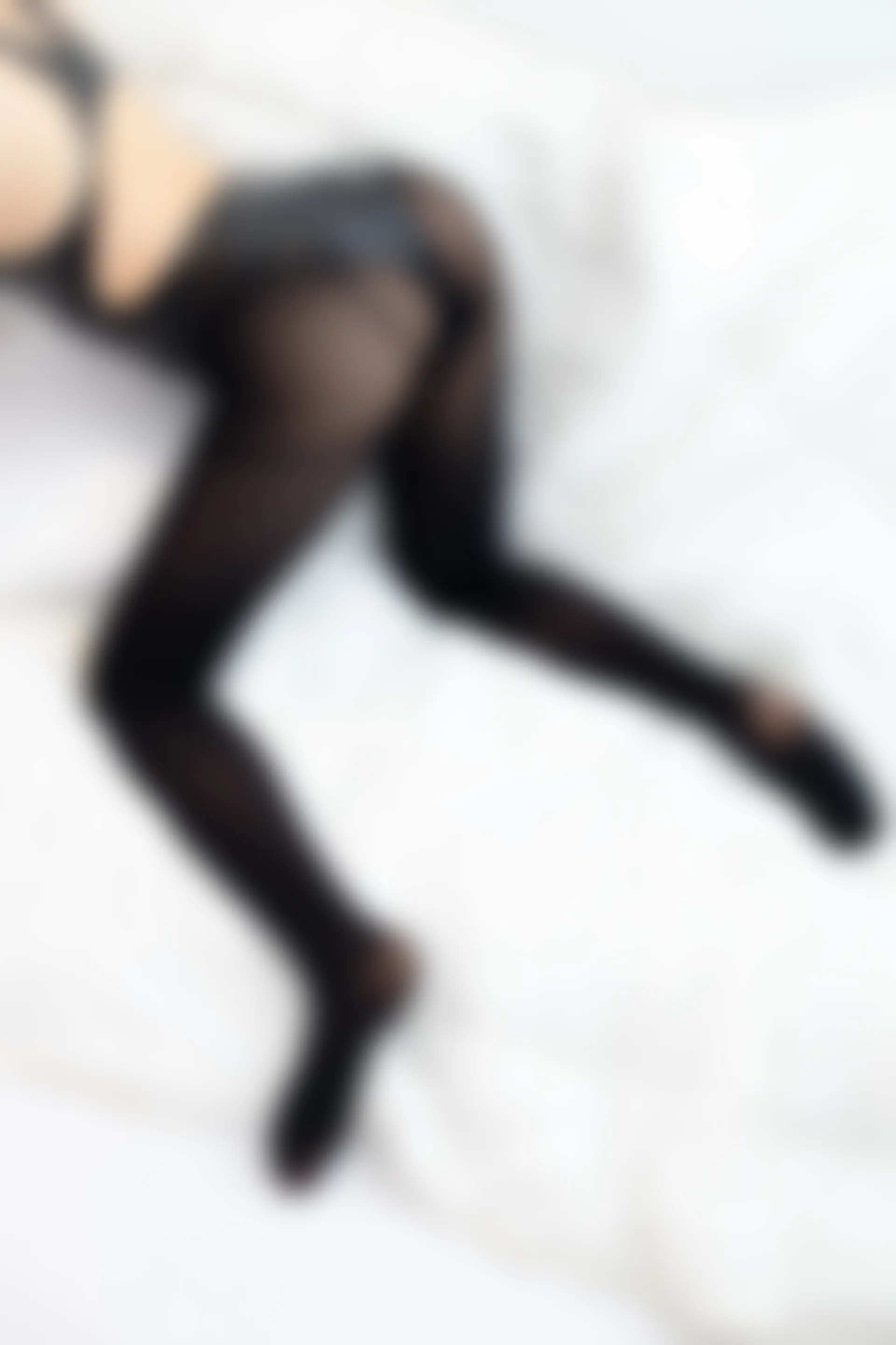 爱花写真 ALPHA-017 [217P-2.52G]—— 标签：森萝财团, 爱花写真, 美腿, 美足, 黑丝