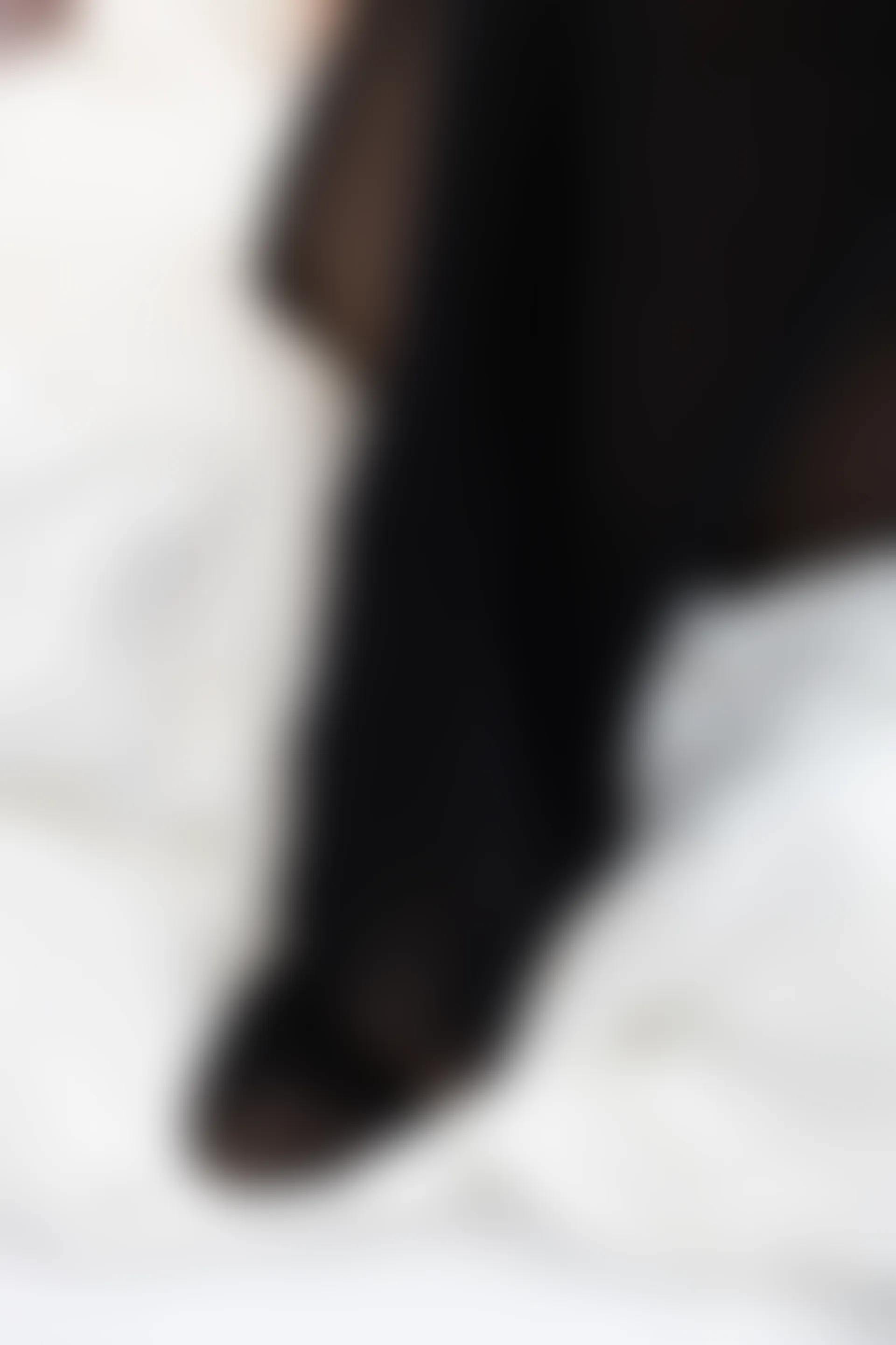 爱花写真 ALPHA-017 [217P-2.52G]—— 标签：森萝财团, 爱花写真, 美腿, 美足, 黑丝