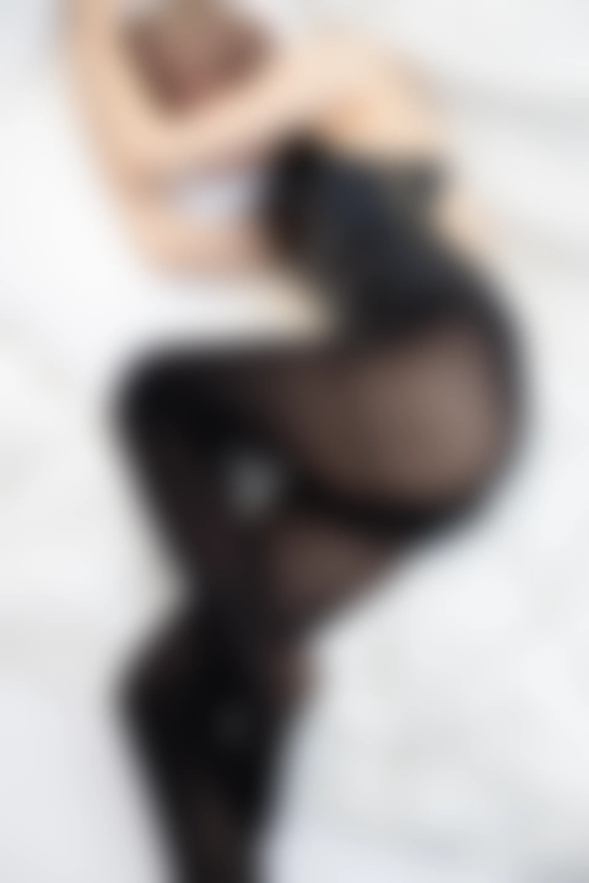 爱花写真 ALPHA-017 [217P-2.52G]—— 标签：森萝财团, 爱花写真, 美腿, 美足, 黑丝