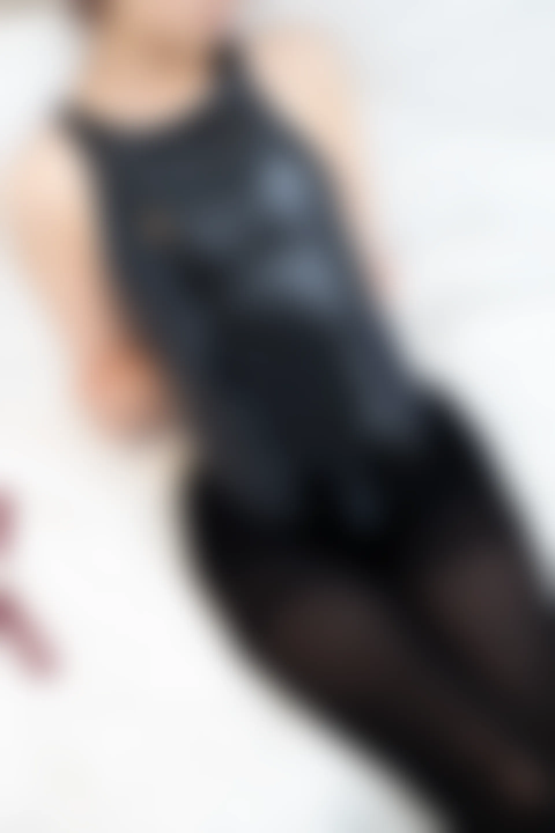 爱花写真 ALPHA-017 [217P-2.52G]—— 标签：森萝财团, 爱花写真, 美腿, 美足, 黑丝