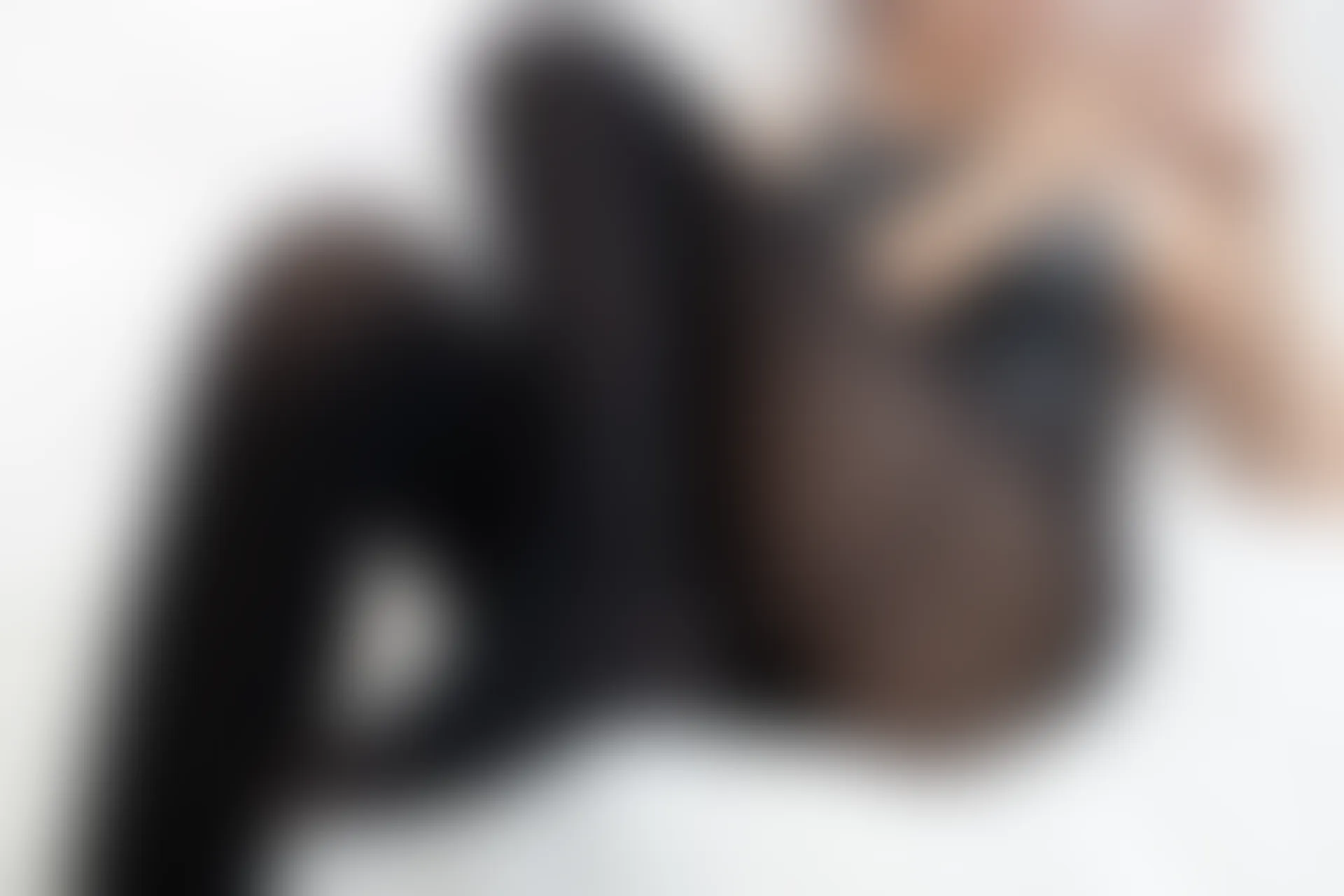 爱花写真 ALPHA-017 [217P-2.52G]—— 标签：森萝财团, 爱花写真, 美腿, 美足, 黑丝