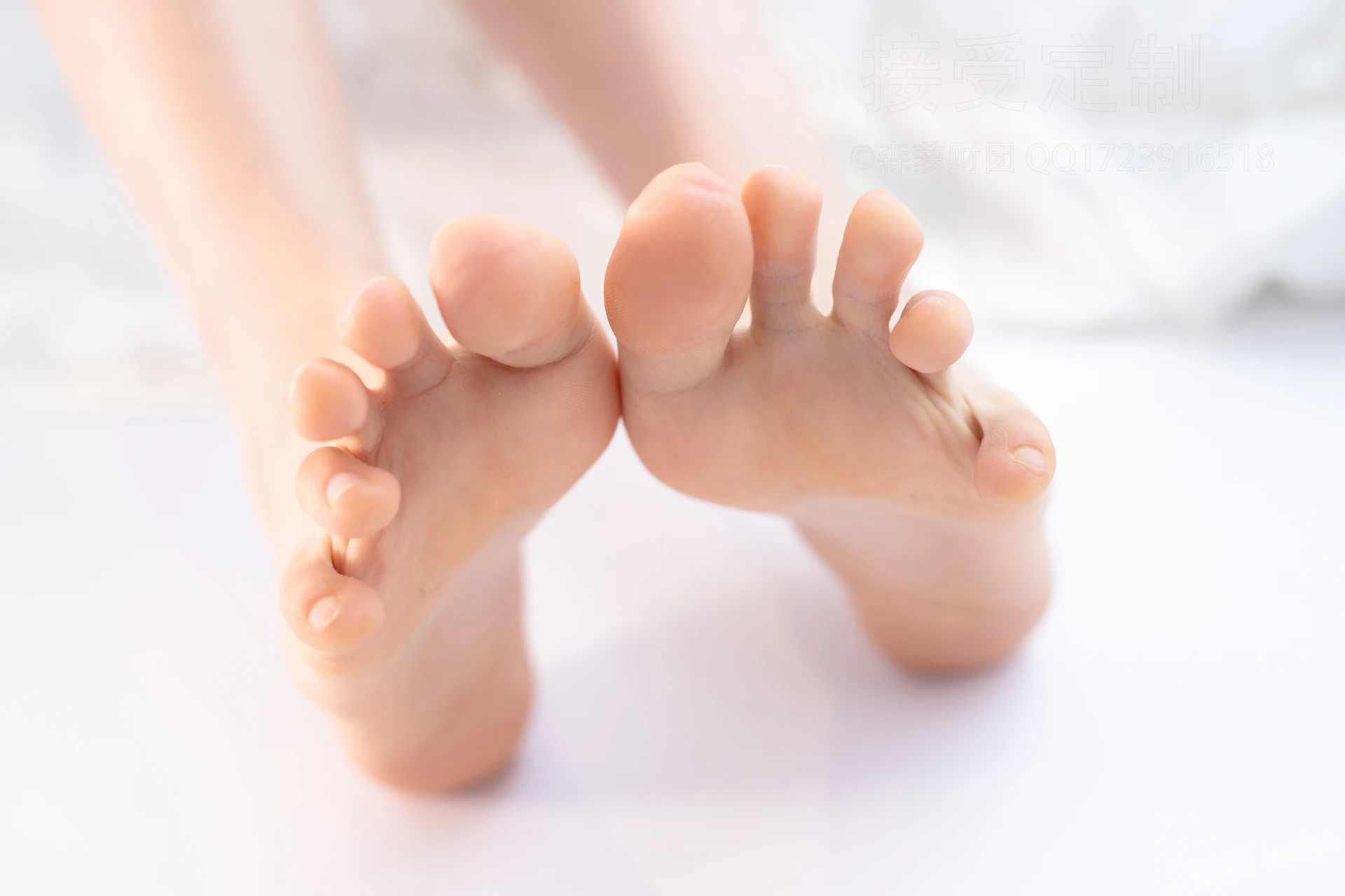 爱花写真 ALPHA-017 [217P-2.52G]—— 标签：森萝财团, 爱花写真, 美腿, 美足, 黑丝