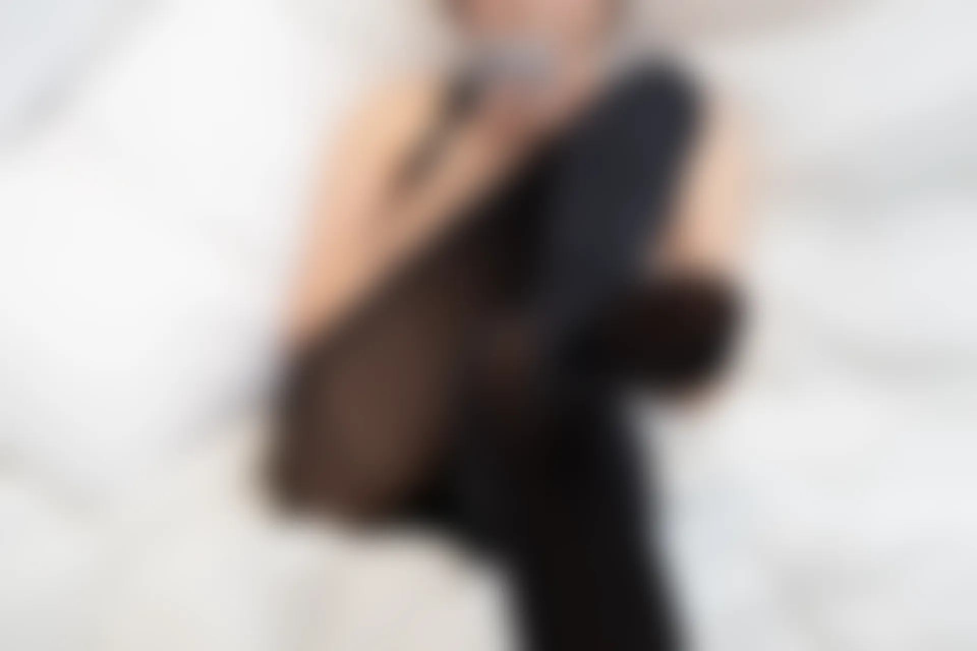 爱花写真 ALPHA-017 [217P-2.52G]—— 标签：森萝财团, 爱花写真, 美腿, 美足, 黑丝