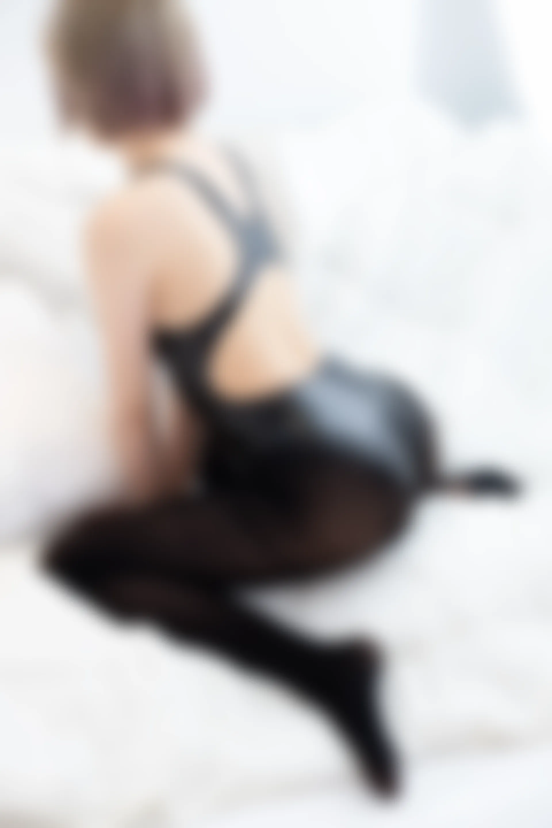 爱花写真 ALPHA-017 [217P-2.52G]—— 标签：森萝财团, 爱花写真, 美腿, 美足, 黑丝