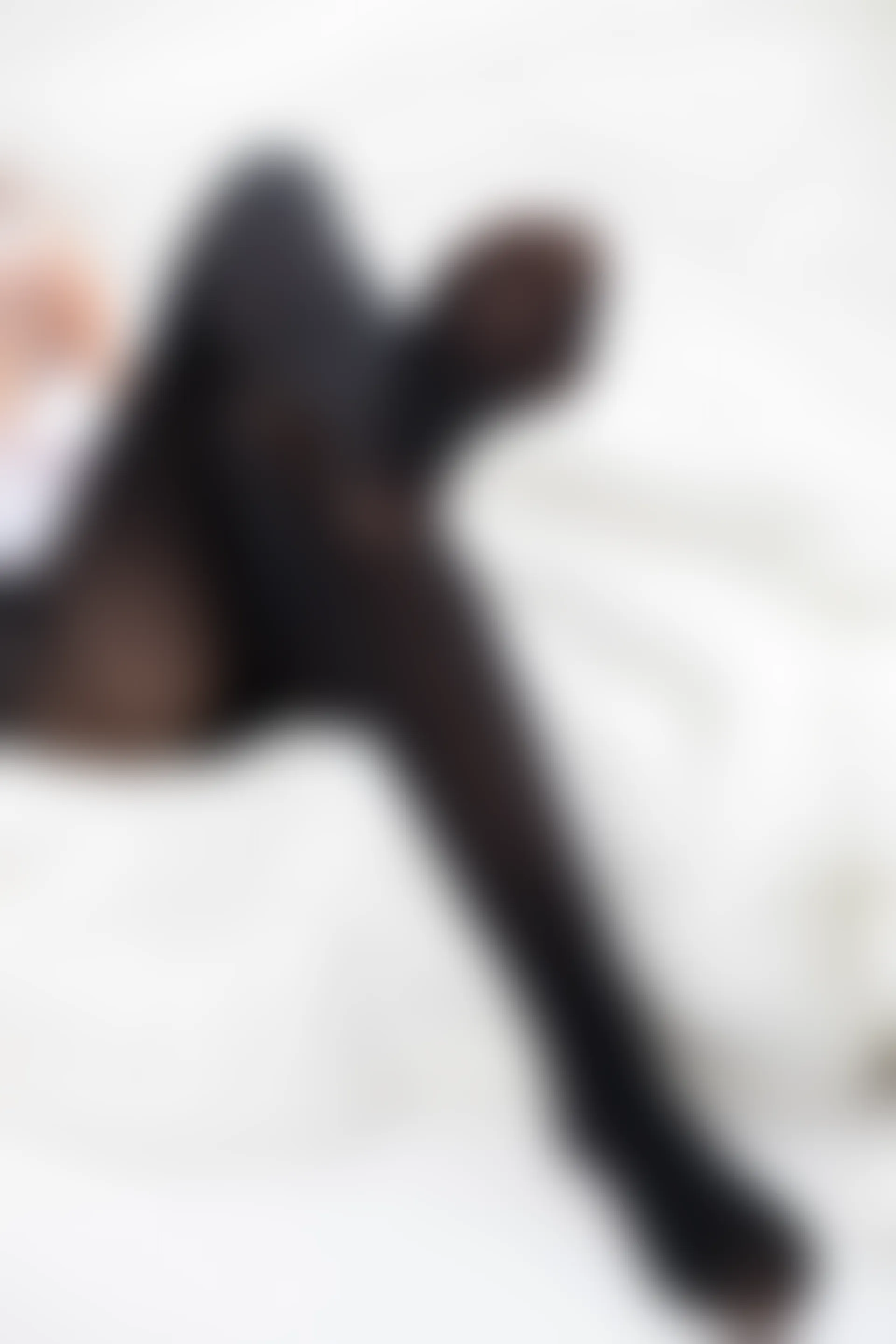 爱花写真 ALPHA-017 [217P-2.52G]—— 标签：森萝财团, 爱花写真, 美腿, 美足, 黑丝