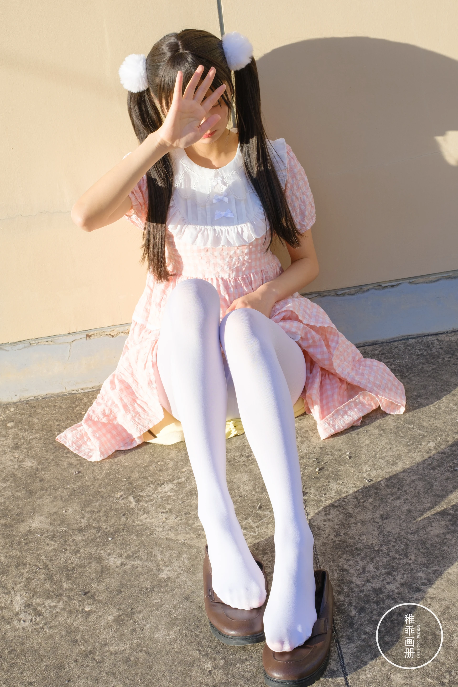 稚乖画册 晴空-06 赤西夜夜 天台粉裙白丝双马尾 [82P-1.04GB]JK制服, 双马尾, 可爱, 晴空, 白丝, 稚乖画册, 美腿, 美足, 赤西夜夜