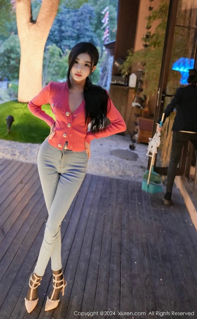 XiuRen秀人网 2018.06.13 No.1042 龙泽美曦 [64+1P190M]