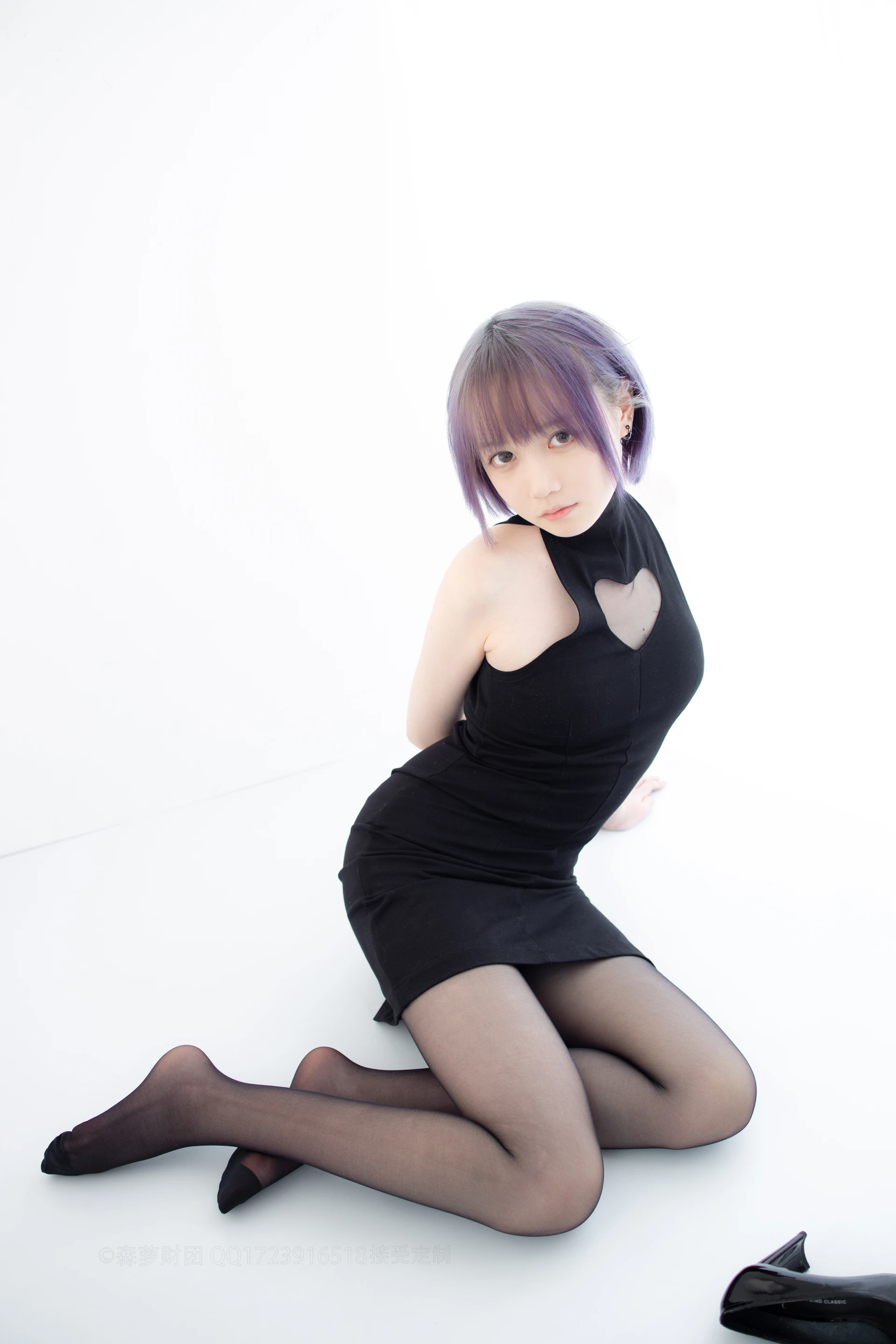 森萝财团 X-051 [111P1V-2.31G]Aika, 制服, 森萝财团, 美腿, 黑丝