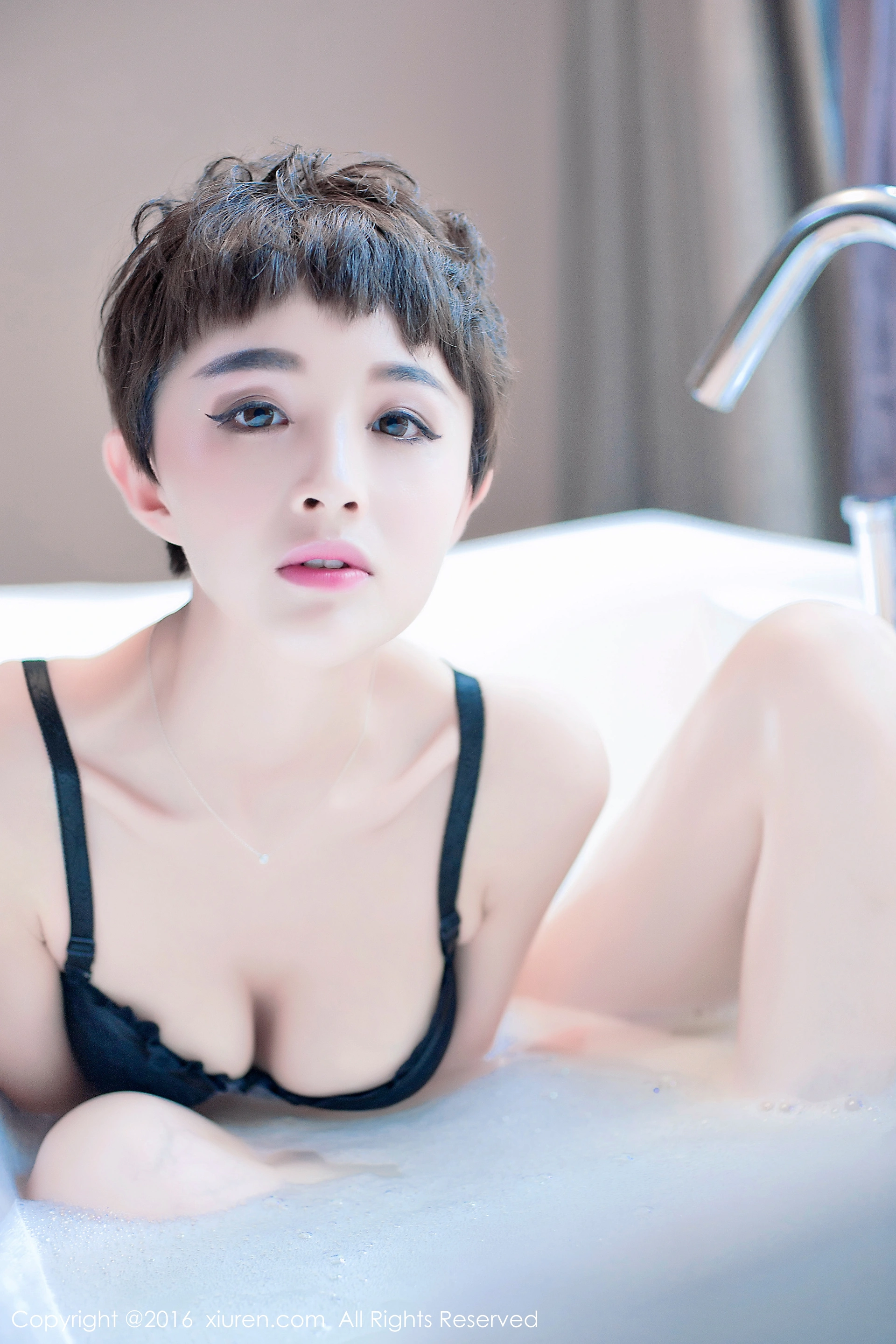 XiuRen秀人网 2016.12.10 No.657 baby_kiki [70P-196M]