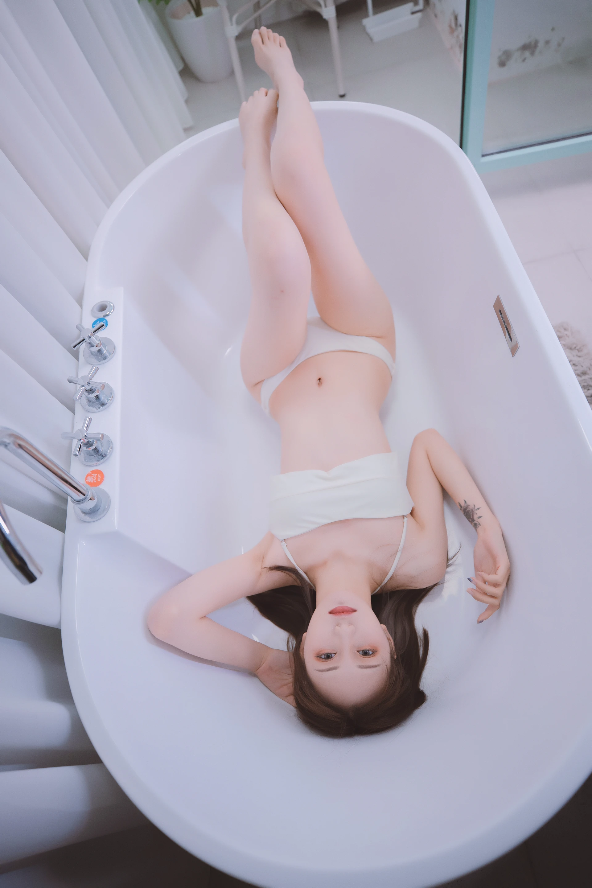 神楽坂真冬 第三季 序号2：《笑颜水时计》夏日比基尼 [150P3V-621MB]内衣, 泳衣, 泳装, 神楽坂真冬, 美腿, 美足