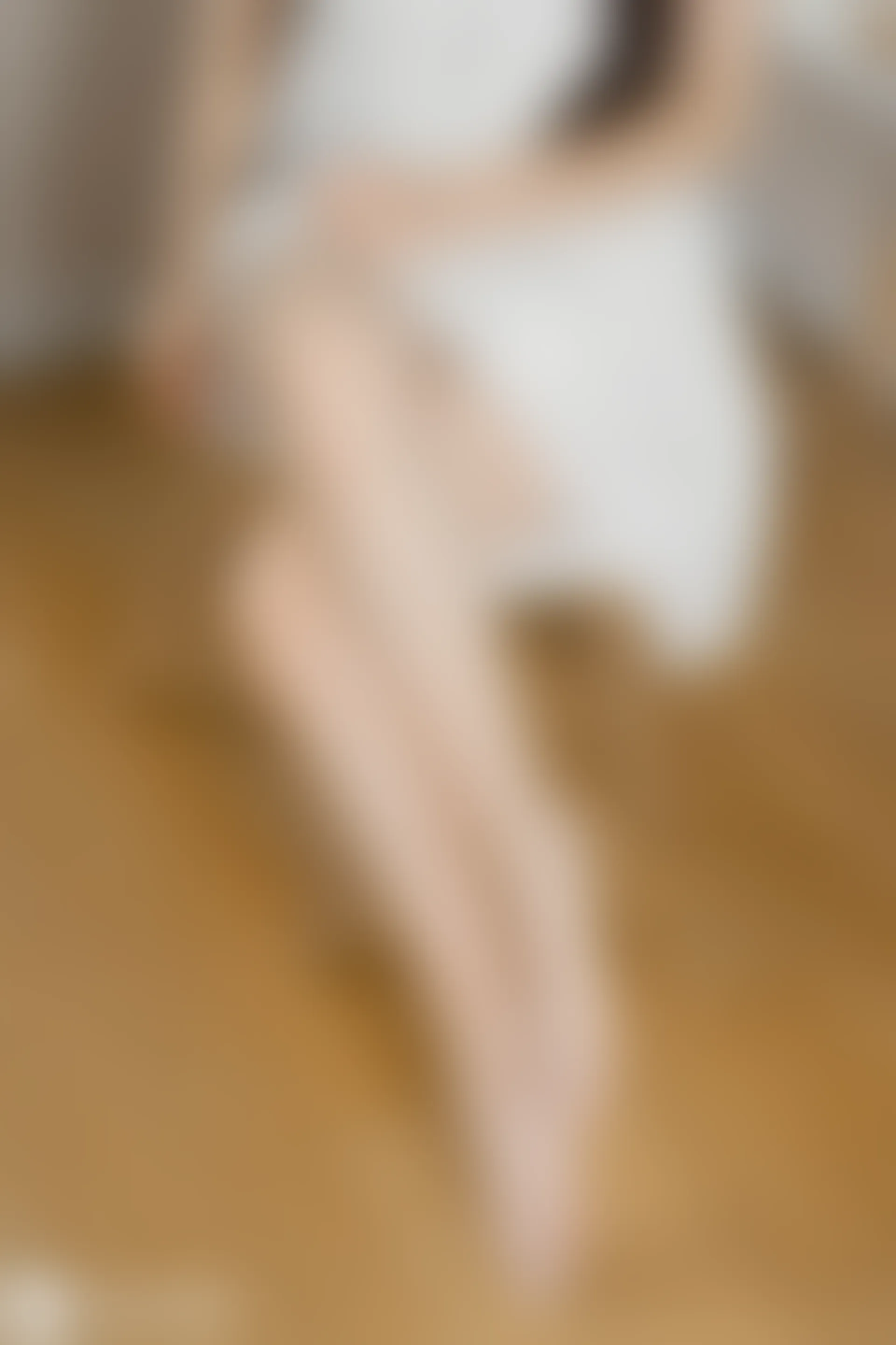 D61.004 兔玩映画 果腿妹妹和白丝 [37P-303MB]