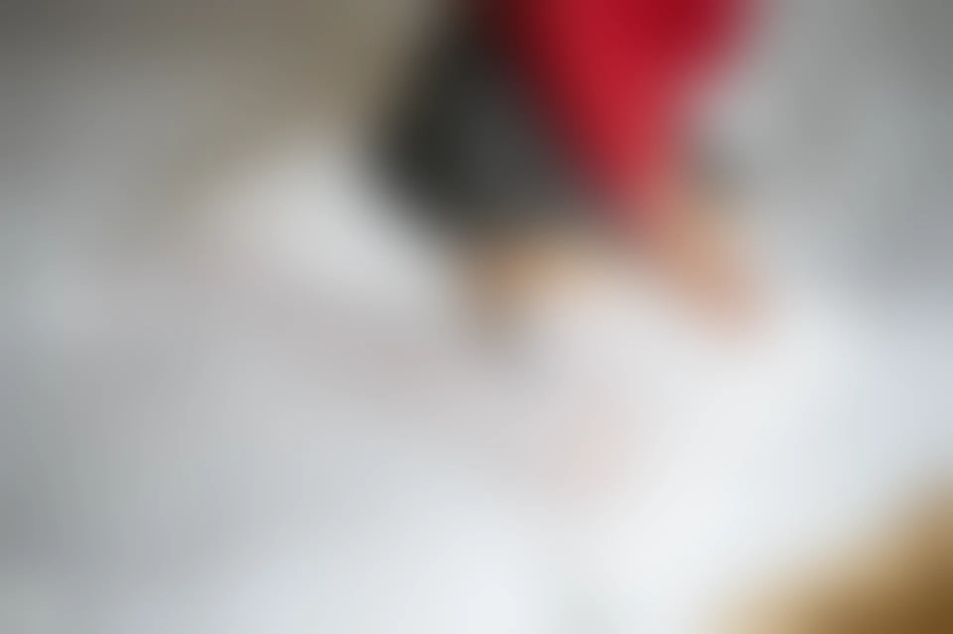 D51.003 红色T恤和白丝 [40P-84MB]