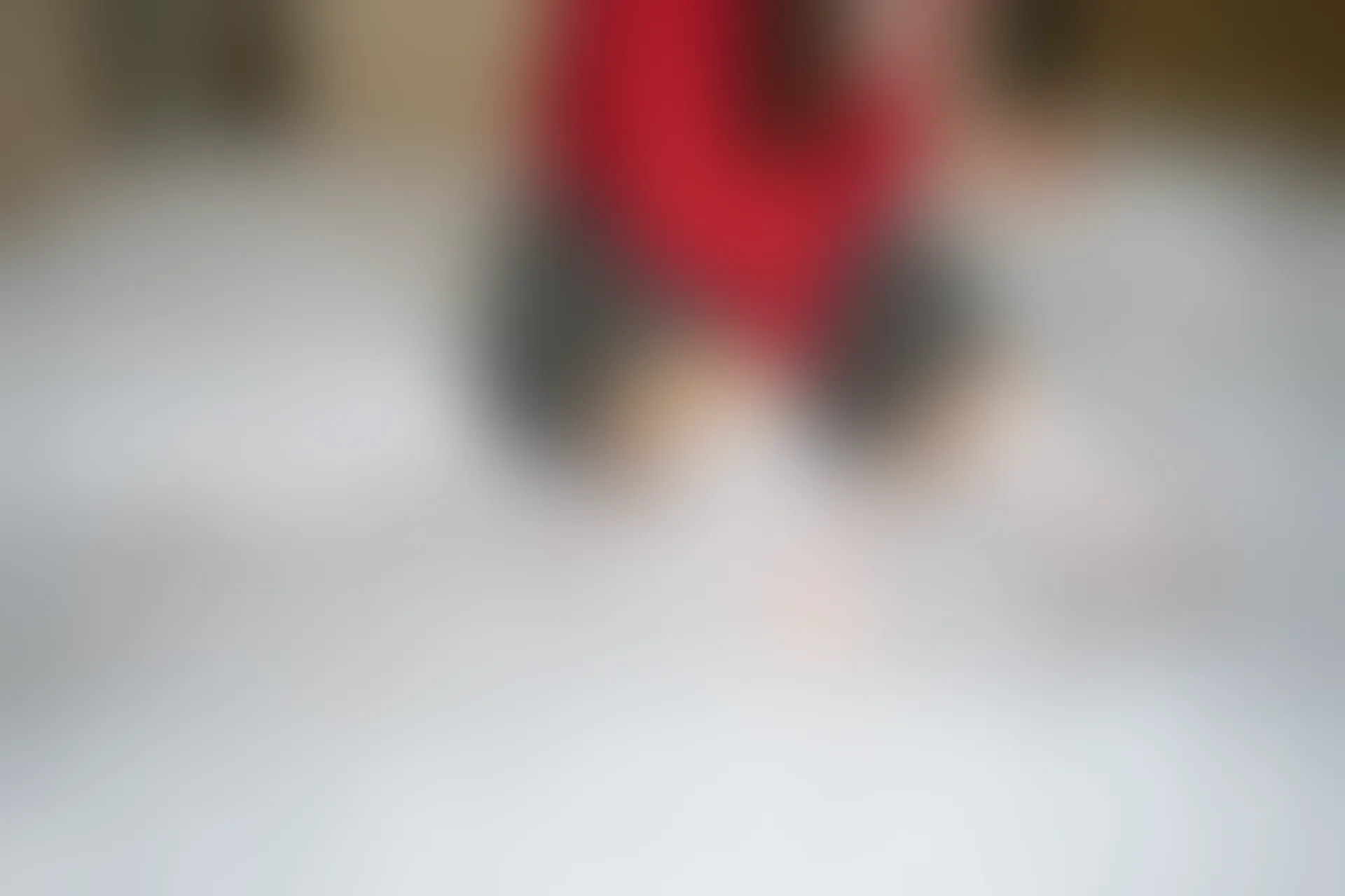 D51.003 红色T恤和白丝 [40P-84MB]