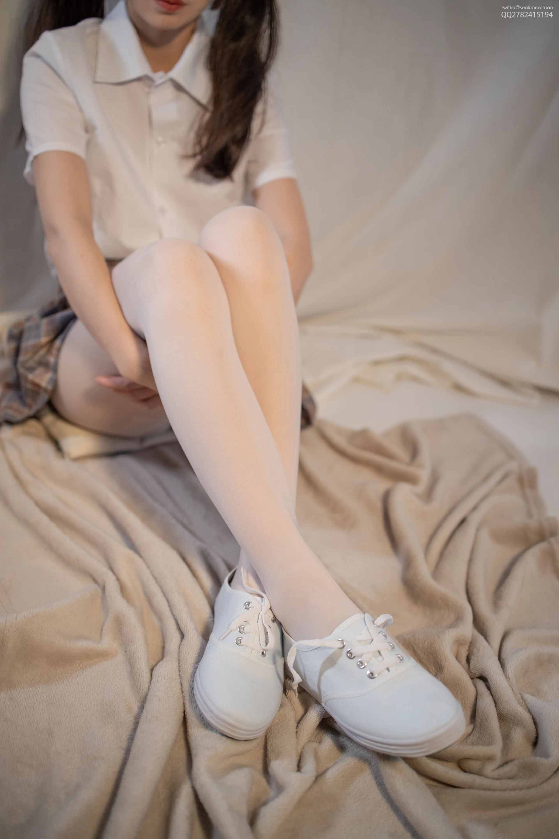 JKFUN-039 白丝网鞋合辑 2-2 默陌 [48P1V-1.51G]JKFUN, 可爱, 森萝财团, 白丝, 美腿, 默陌