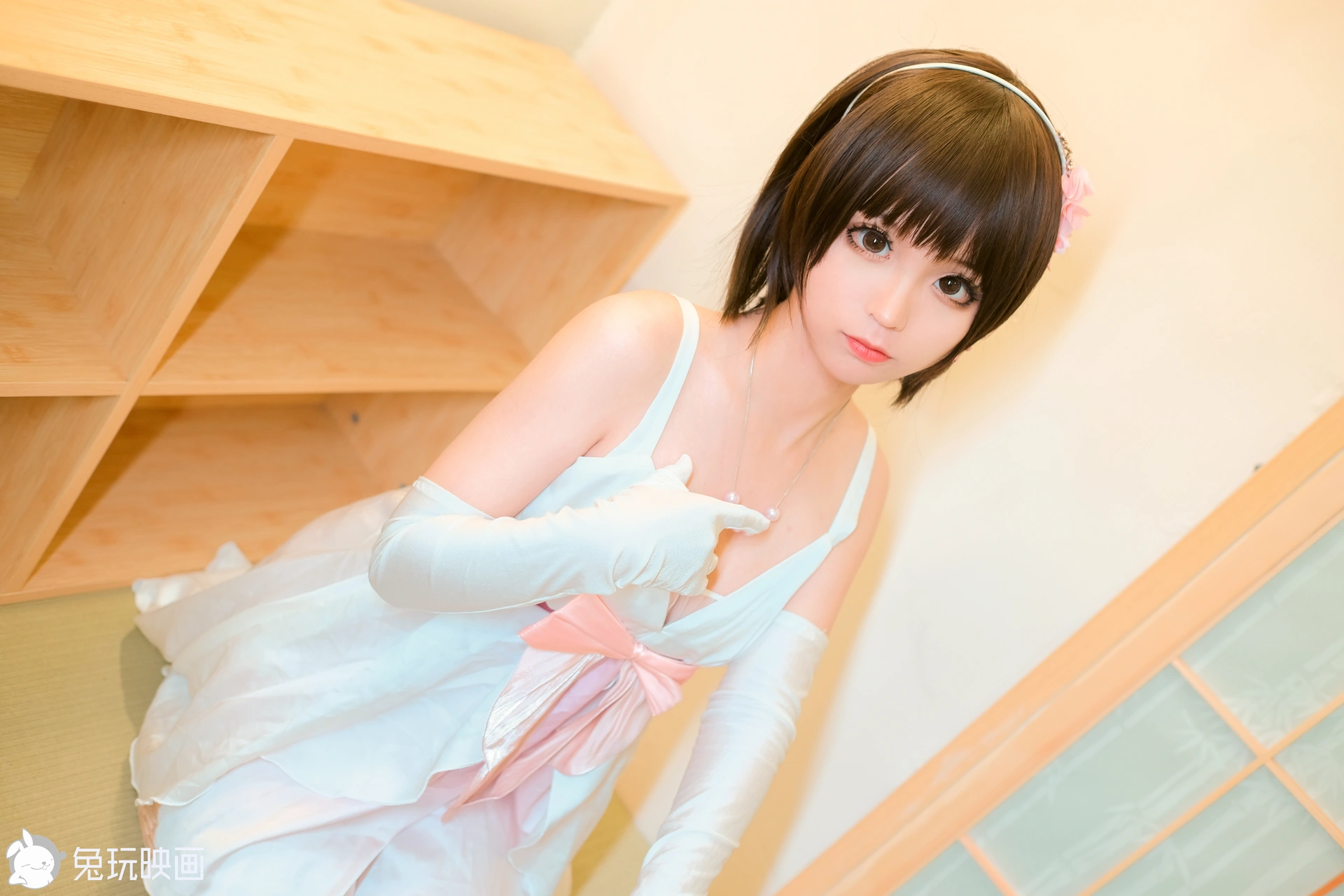 C23.005 惠的礼服 [40P-694MB]