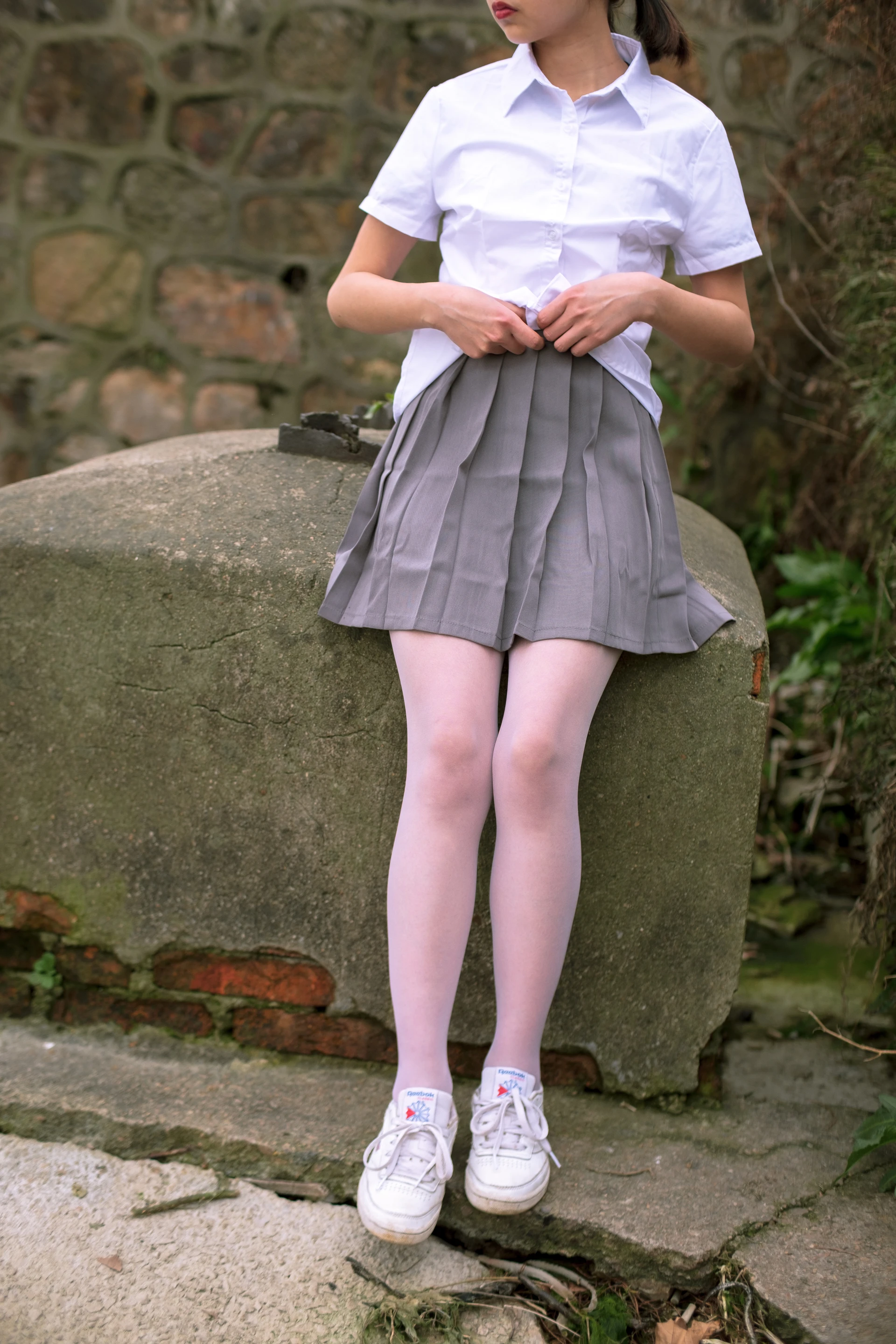 森萝财团 BETA-014 [85P-942M]学生装, 白丝, 美腿