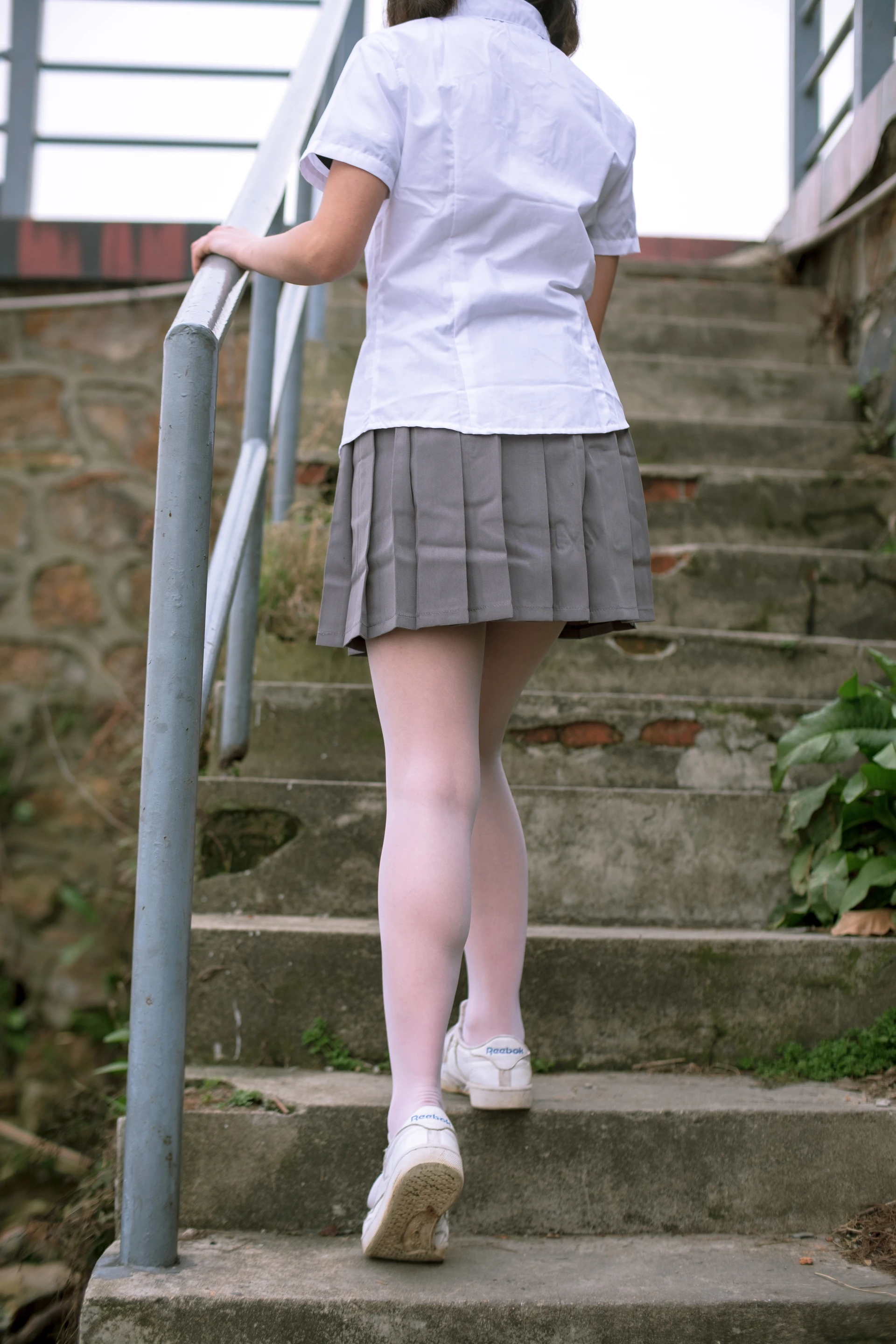 森萝财团 BETA-014 [85P-942M]学生装, 白丝, 美腿