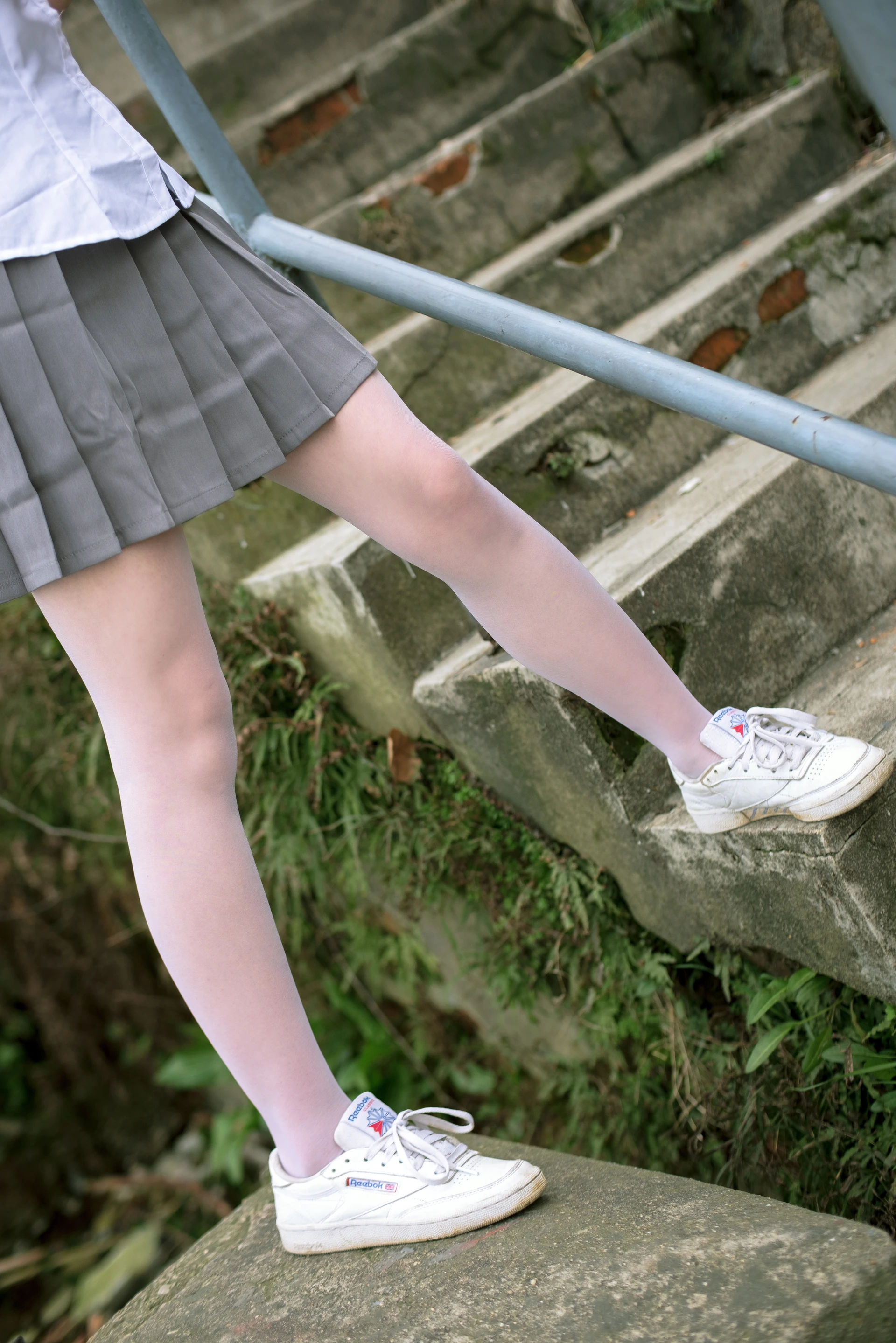 森萝财团 BETA-014 [85P-942M]学生装, 白丝, 美腿