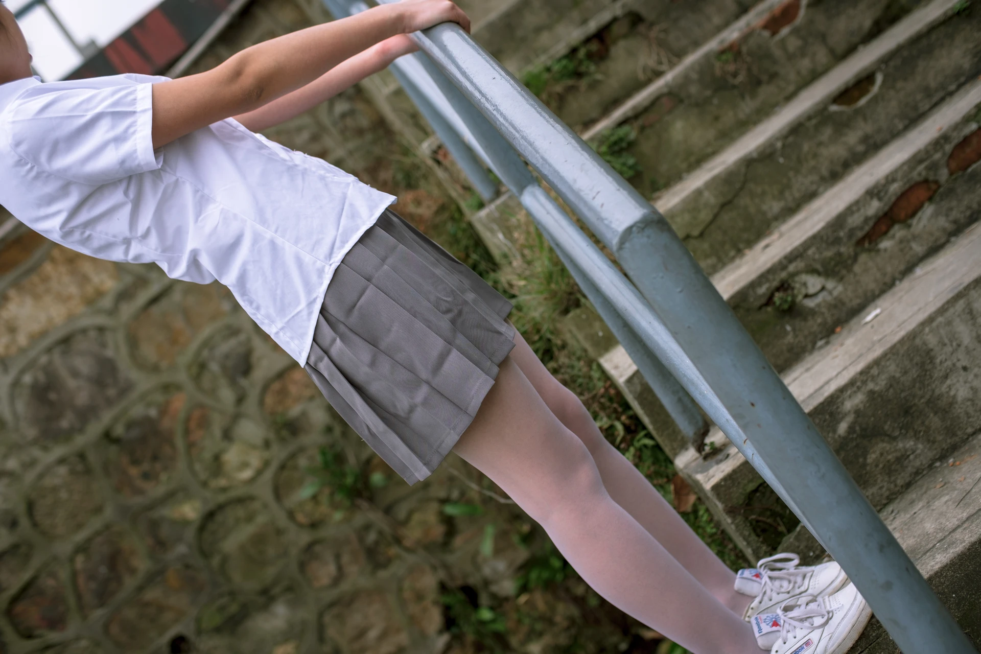 森萝财团 BETA-014 [85P-942M]学生装, 白丝, 美腿