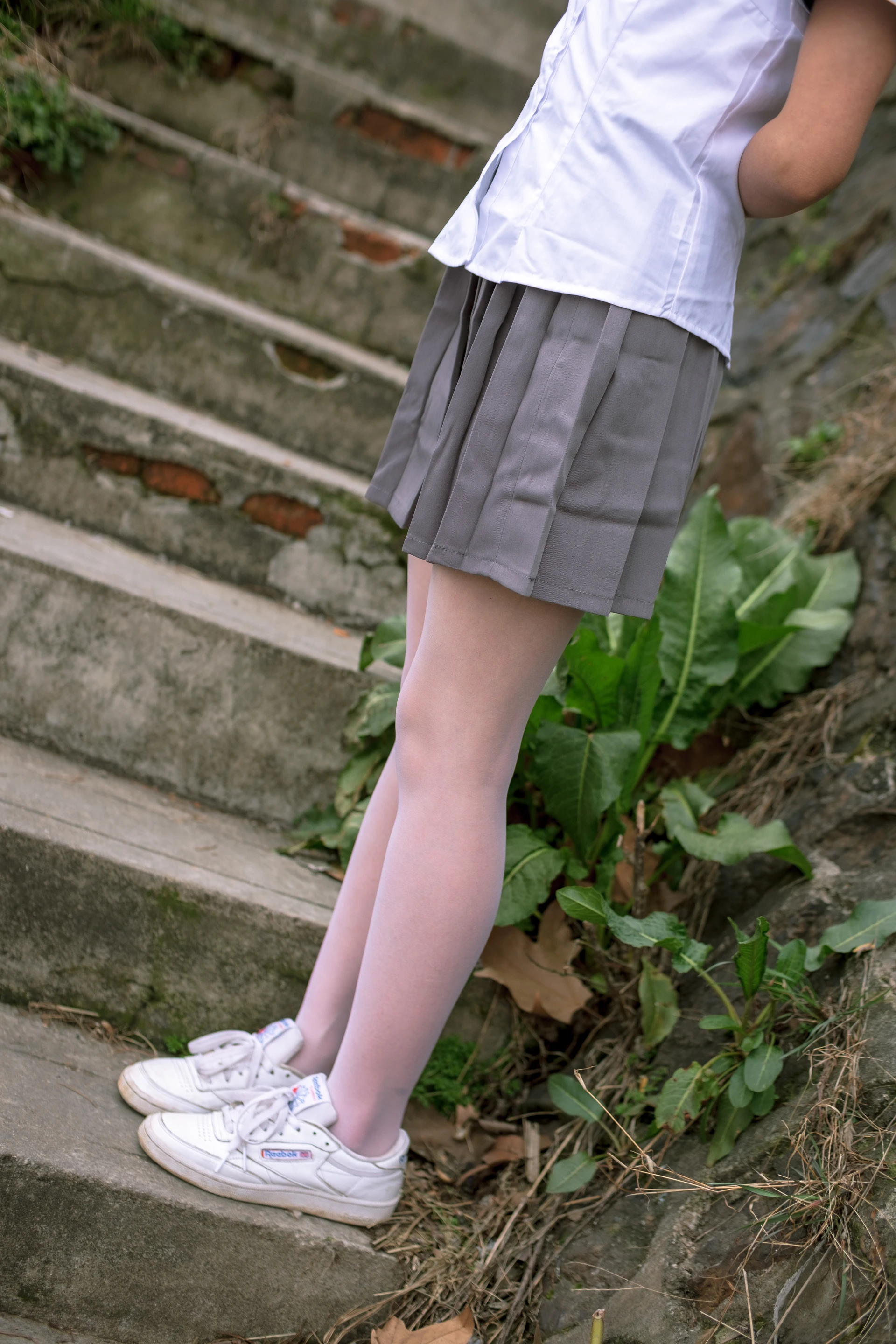 森萝财团 BETA-014 [85P-942M]学生装, 白丝, 美腿