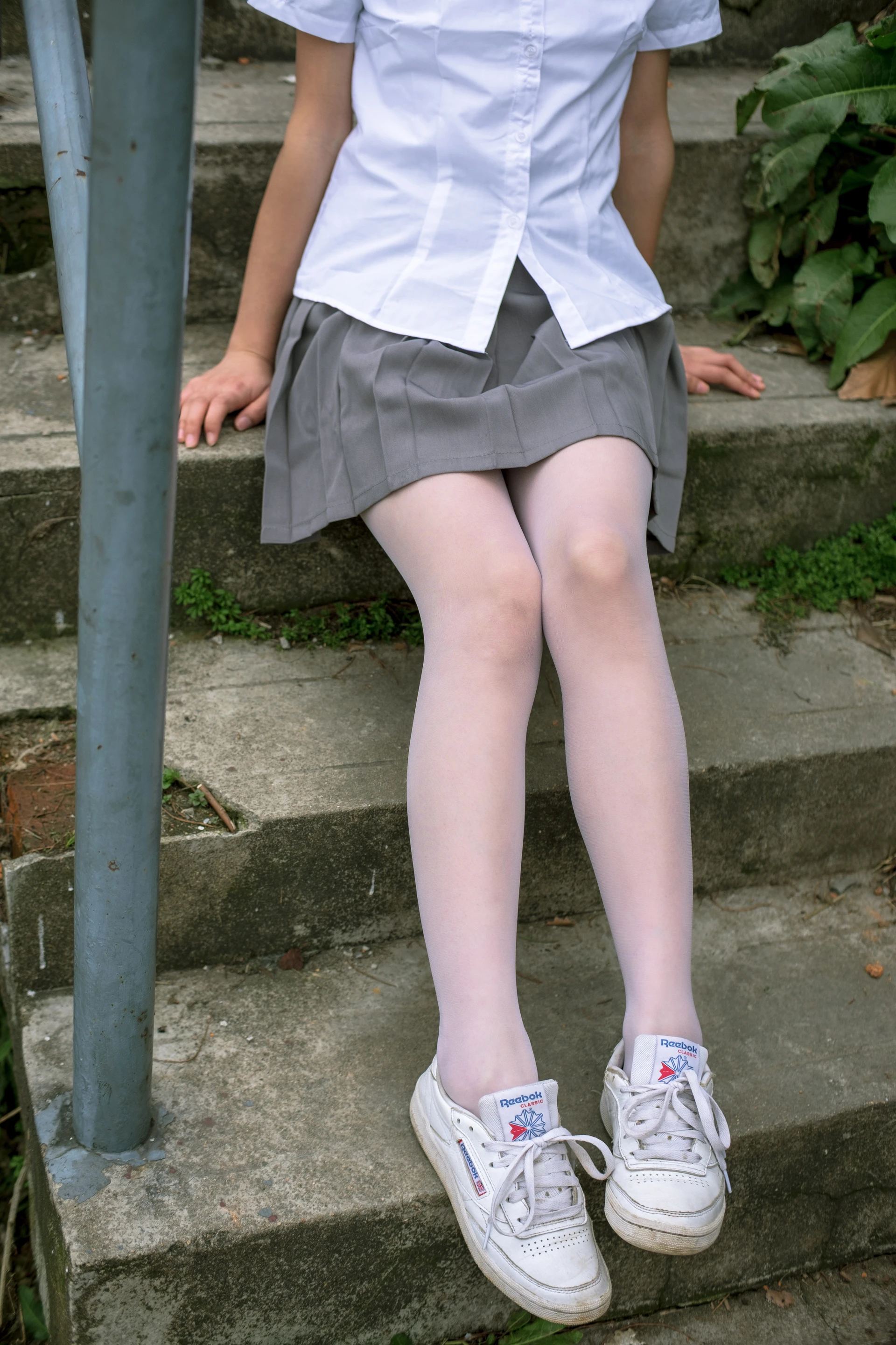 森萝财团 BETA-014 [85P-942M]学生装, 白丝, 美腿