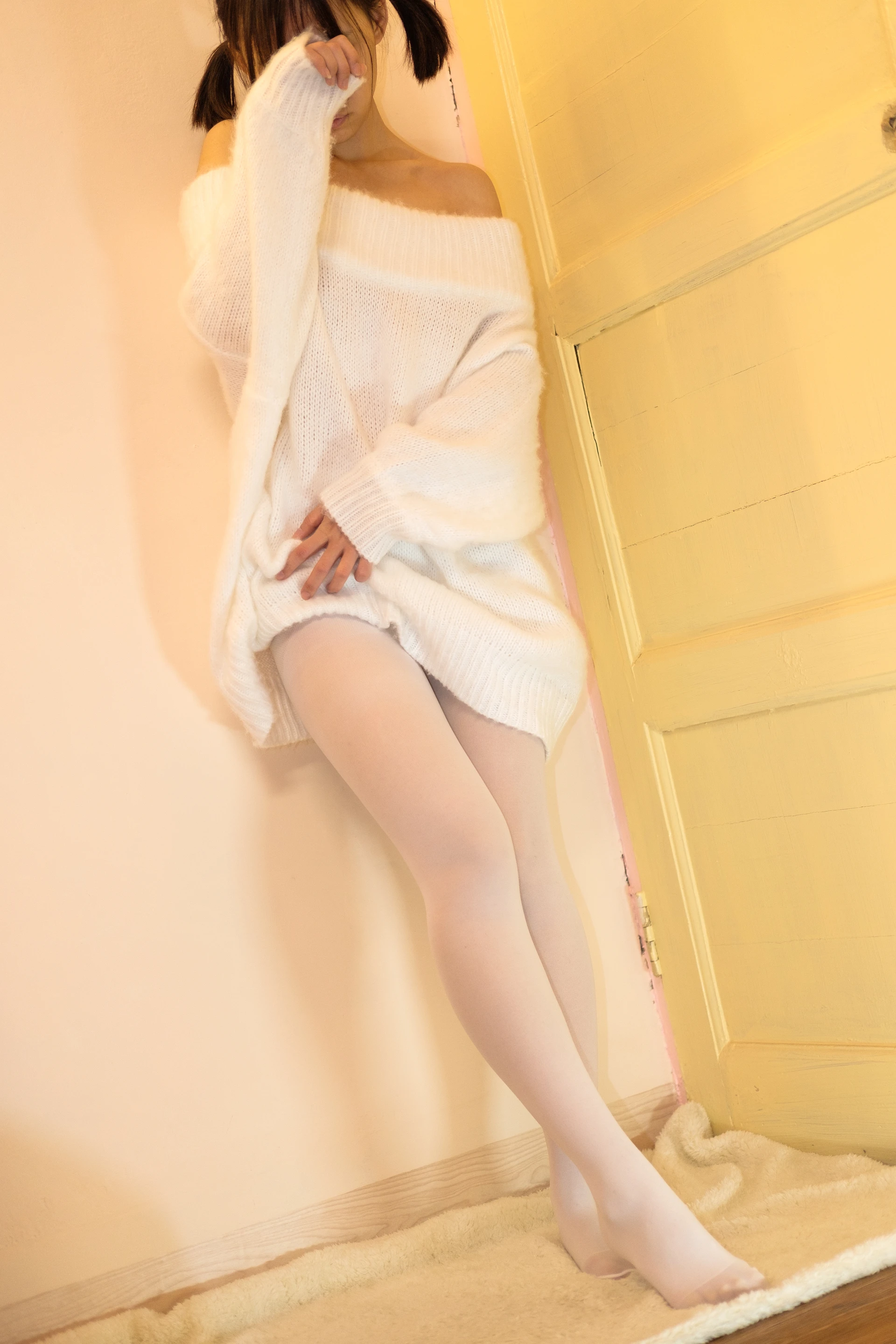 森萝财团 X-012-BETA [110P1V-1.82G]可爱, 森萝财团, 白丝, 美腿, 美足