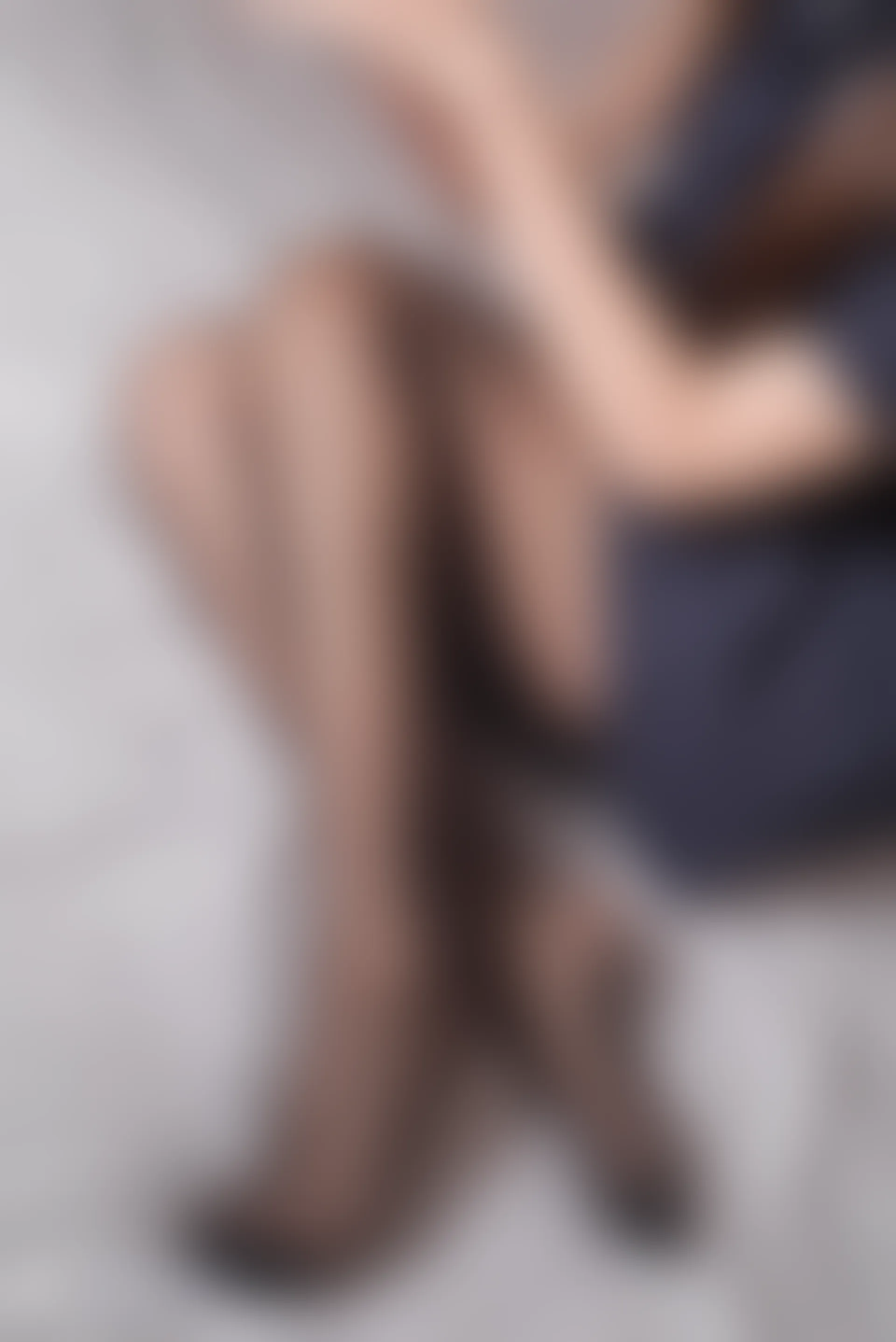 C05.002 粉旗袍和黑三本 [40P-411MB]