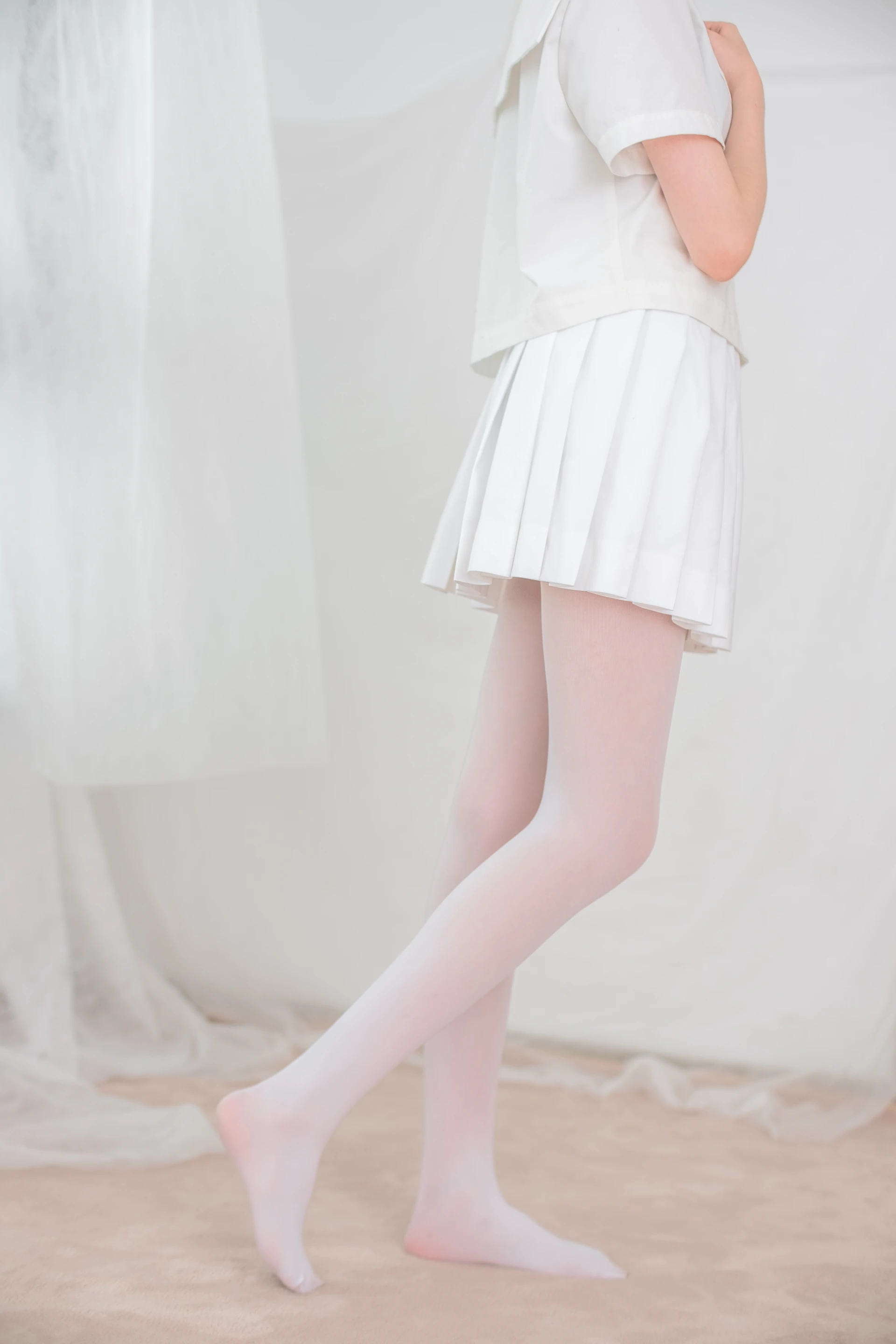 森萝财团 X-038 [116P1V-2.26G]Aika, 制服, 可爱, 森萝财团, 白丝, 美腿