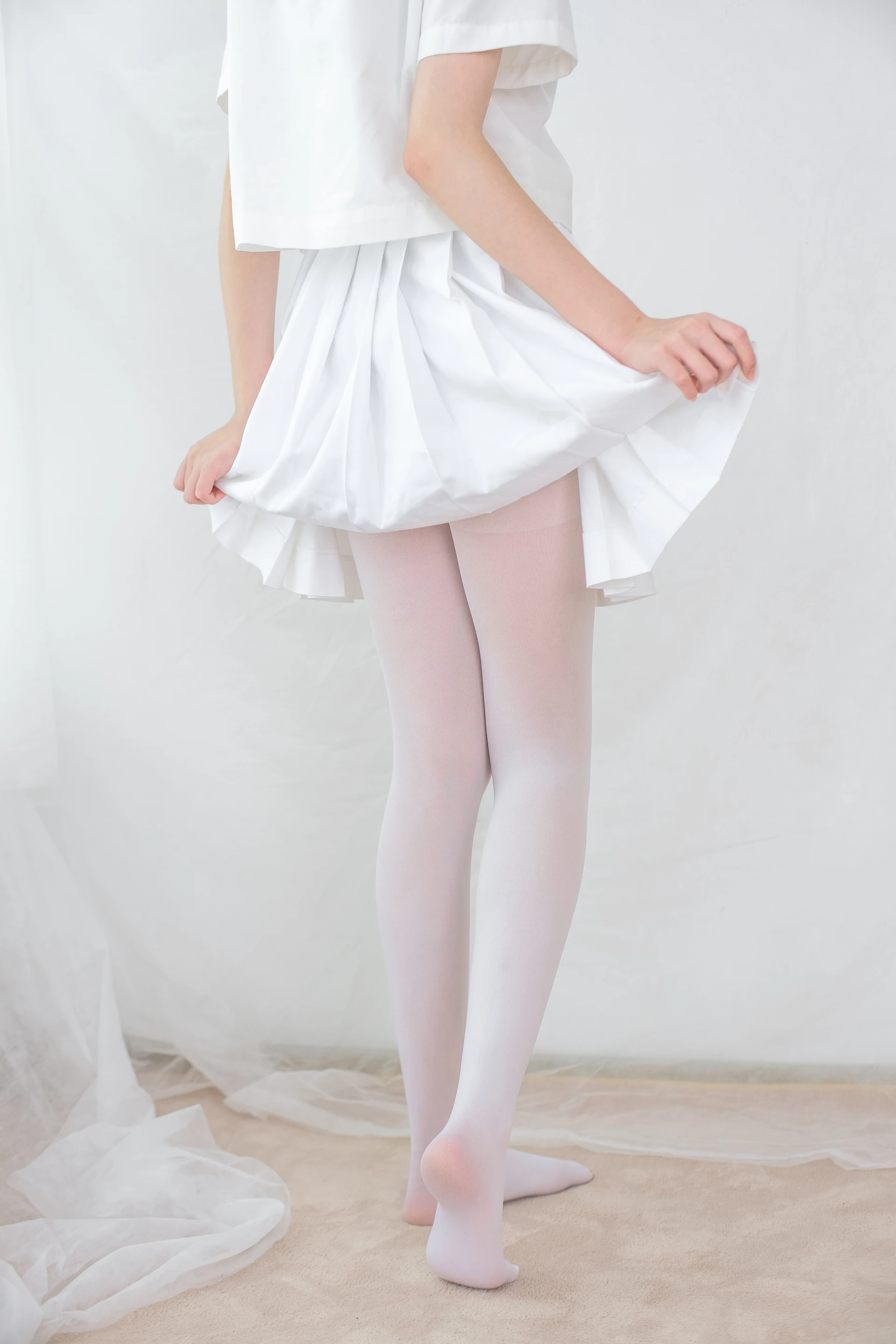 森萝财团 X-038 [116P1V-2.26G]Aika, 制服, 可爱, 森萝财团, 白丝, 美腿
