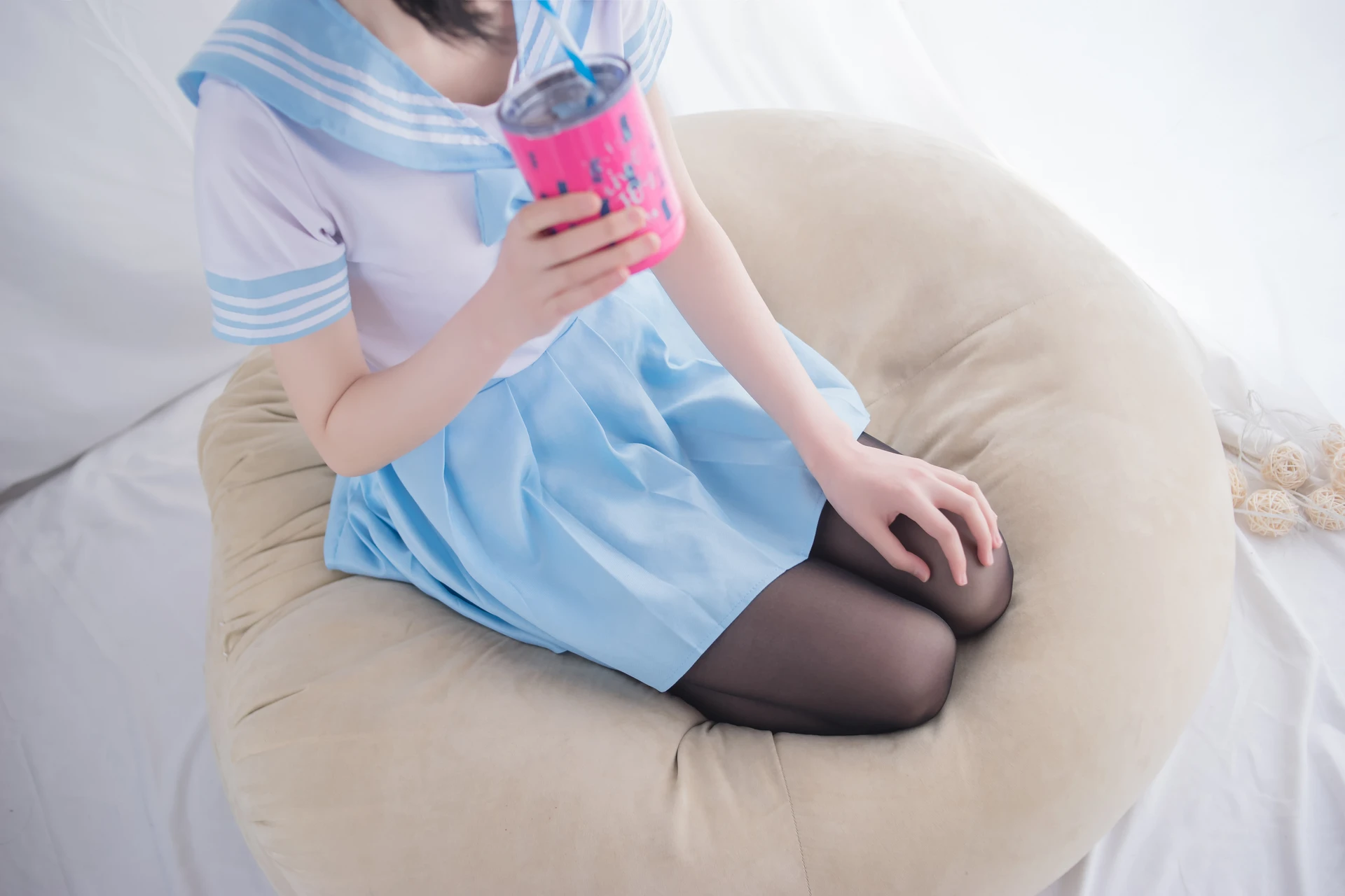 轻兰映画 VOL.015 [60P-626M]美腿, 美足, 轻兰映画, 黑丝