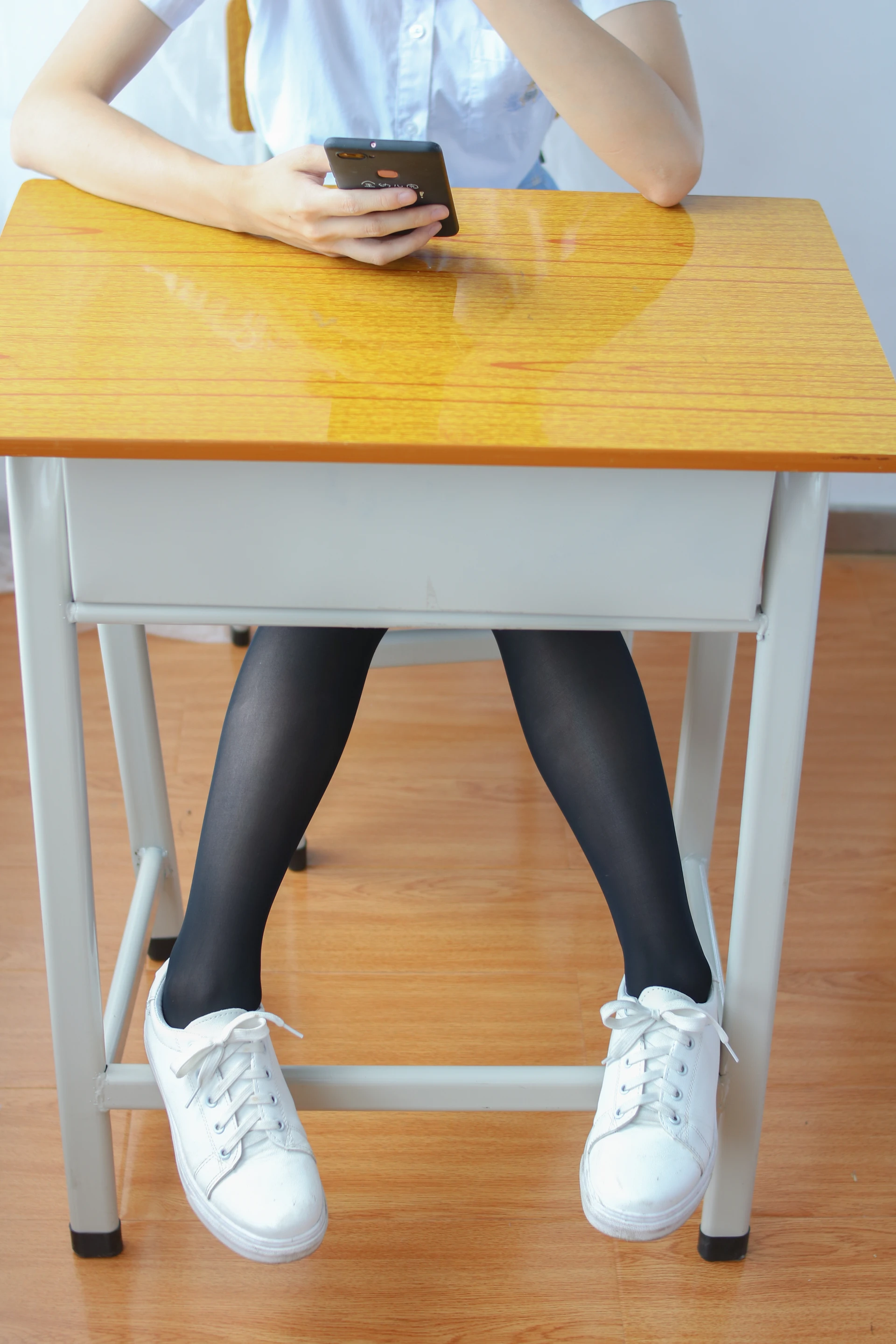 森萝财团 BETA-027 [126P-994M]美腿, 黑丝