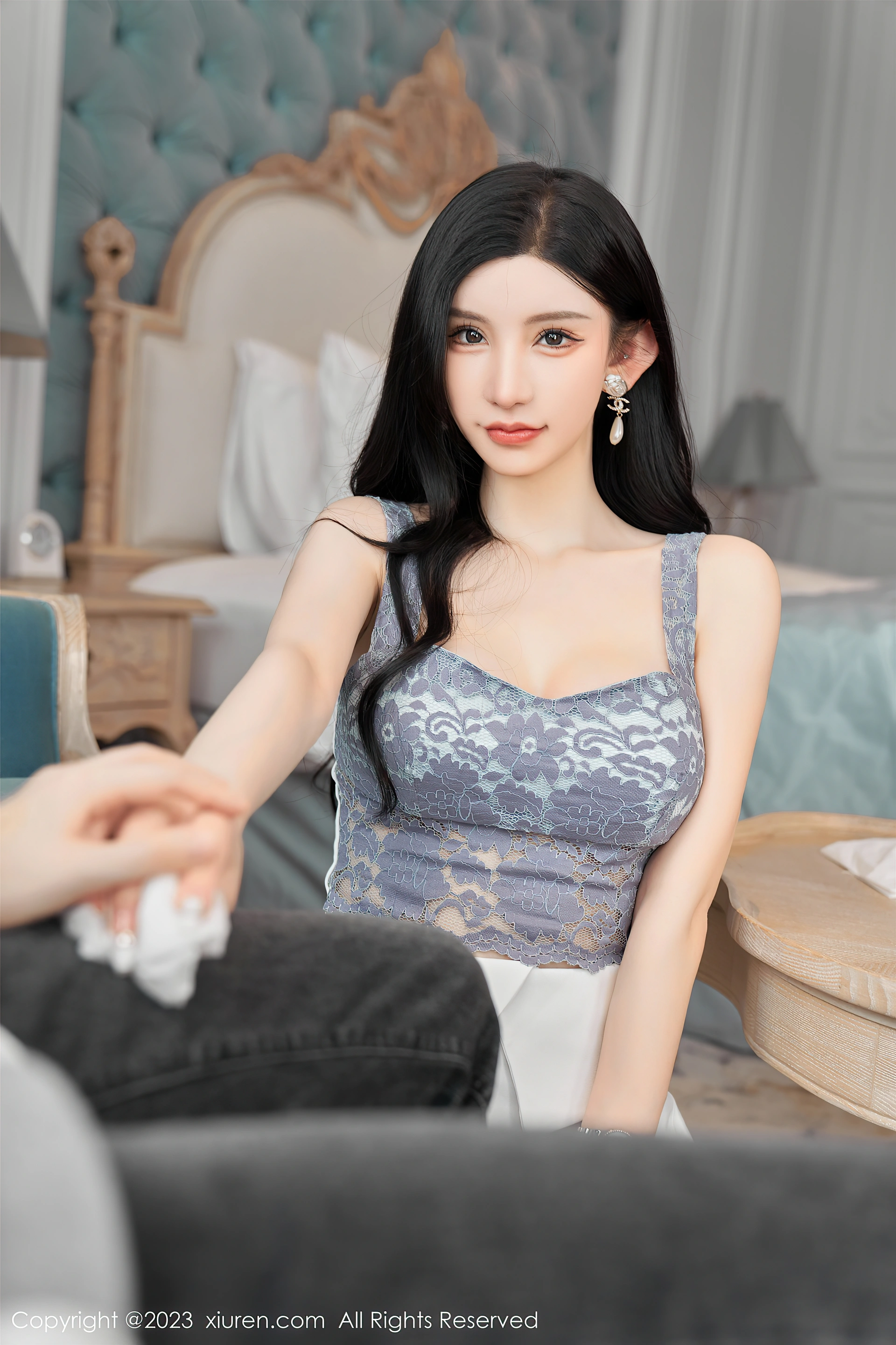 XIUREN秀人网 2023.05.26 NO.6811 周于希Sally 香港旅拍 [100+1P919M]