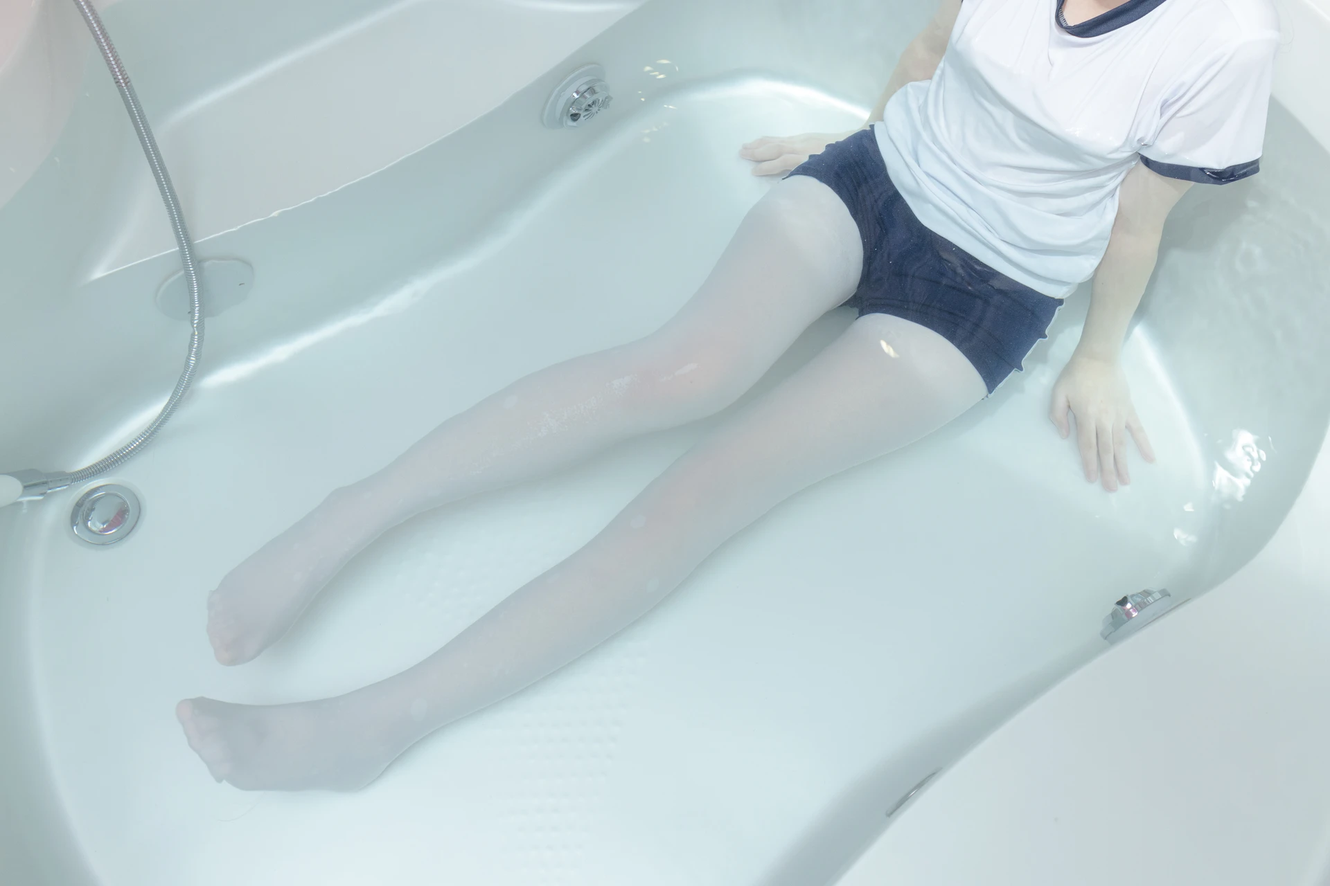 少女秩序 EX.12 双马尾白丝湿身体操服 [69P1V-1.22GB]体操服, 双马尾, 少女秩序, 白丝, 美腿, 美足
