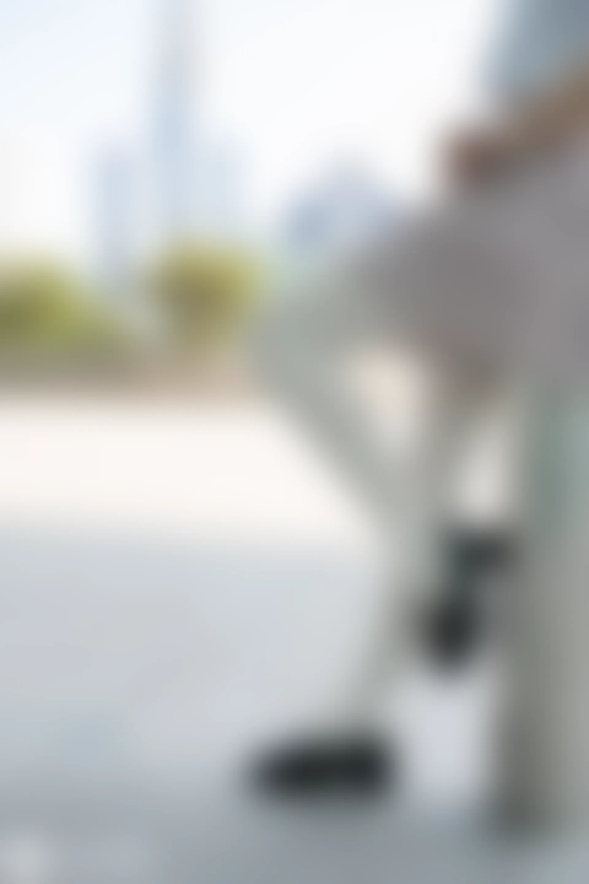 D55.002 和白丝JK来一场邂逅 [40P-109MB]