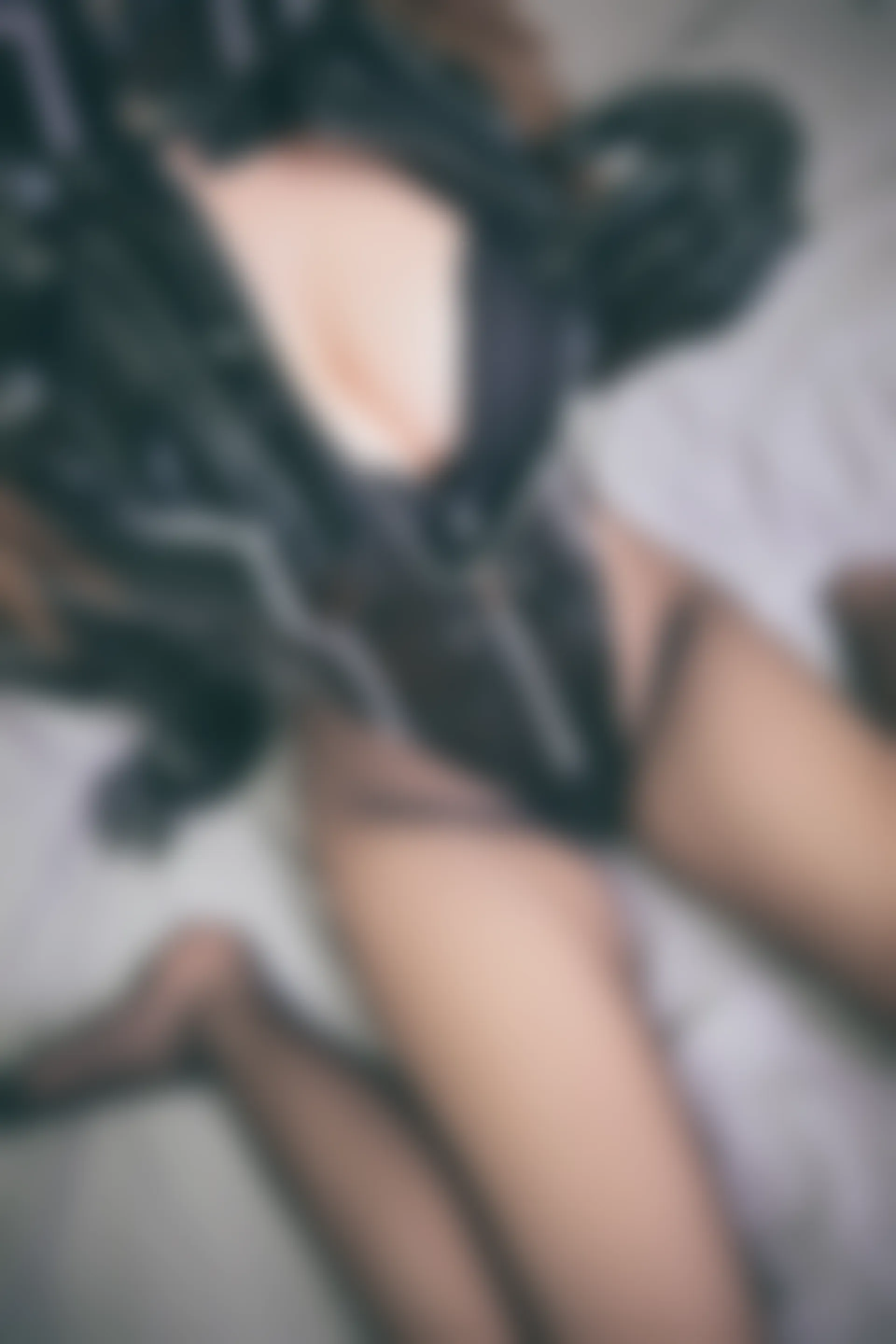 神楽坂真冬 第三季 序号24：「お帰りなさい、指揮官」 [150P2V-666MB]OL制服, 内衣, 双马尾, 神楽坂真冬, 美腿, 美足, 高跟鞋, 黑丝