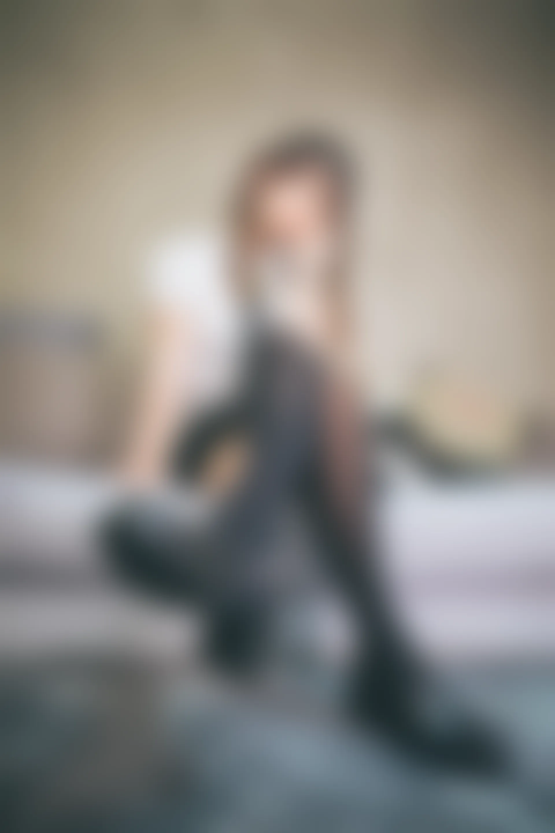 神楽坂真冬 第三季 序号24：「お帰りなさい、指揮官」 [150P2V-666MB]OL制服, 内衣, 双马尾, 神楽坂真冬, 美腿, 美足, 高跟鞋, 黑丝