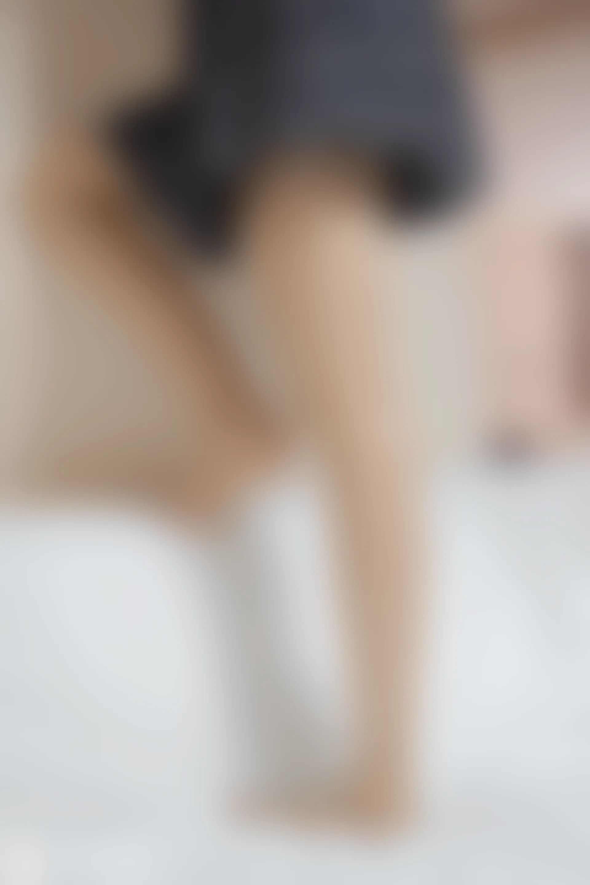 C47.006 肉丝制服裙 [40P-64MB]