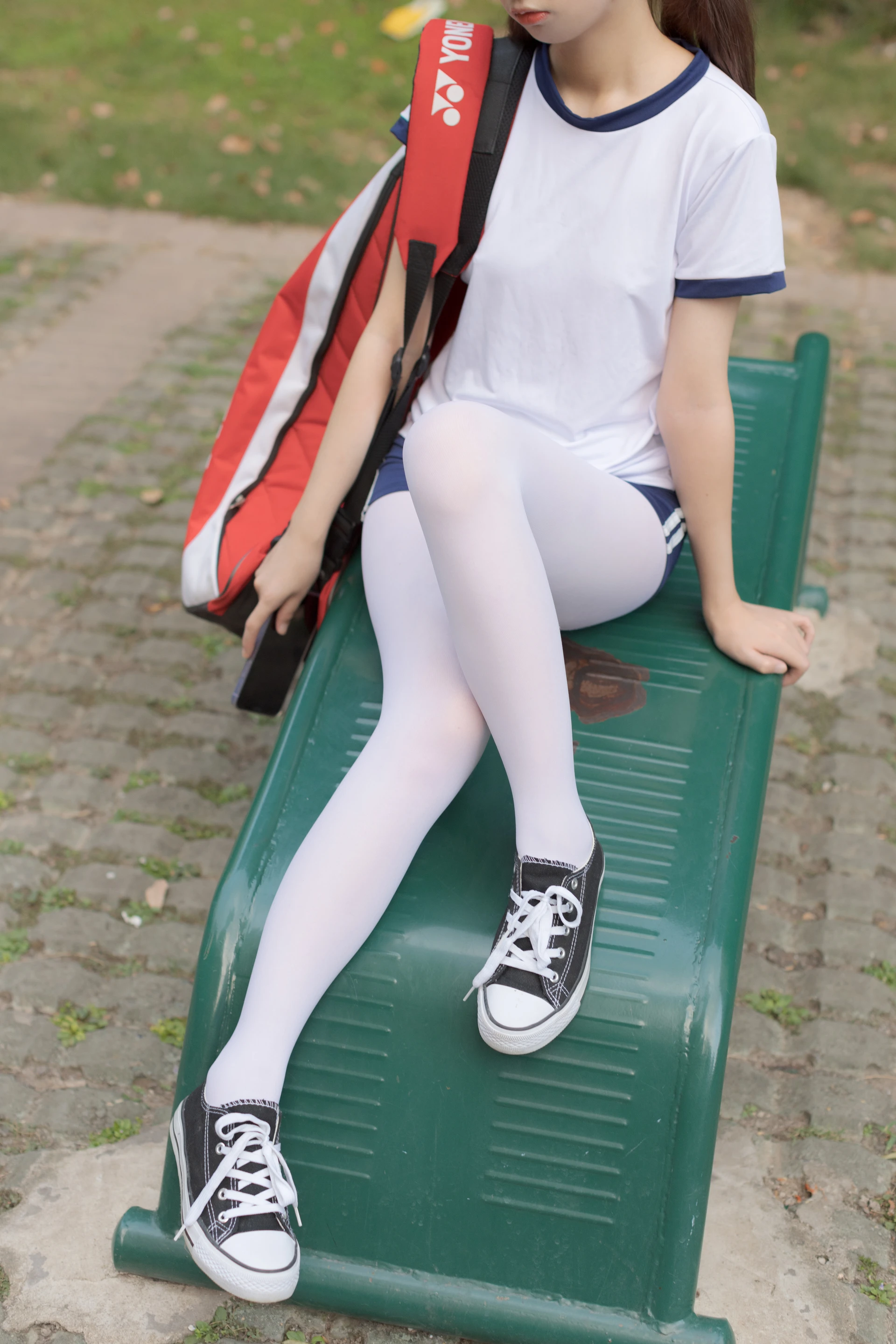 森萝财团 無料 – 05 户外白丝校服体操服[19P-243.9M]