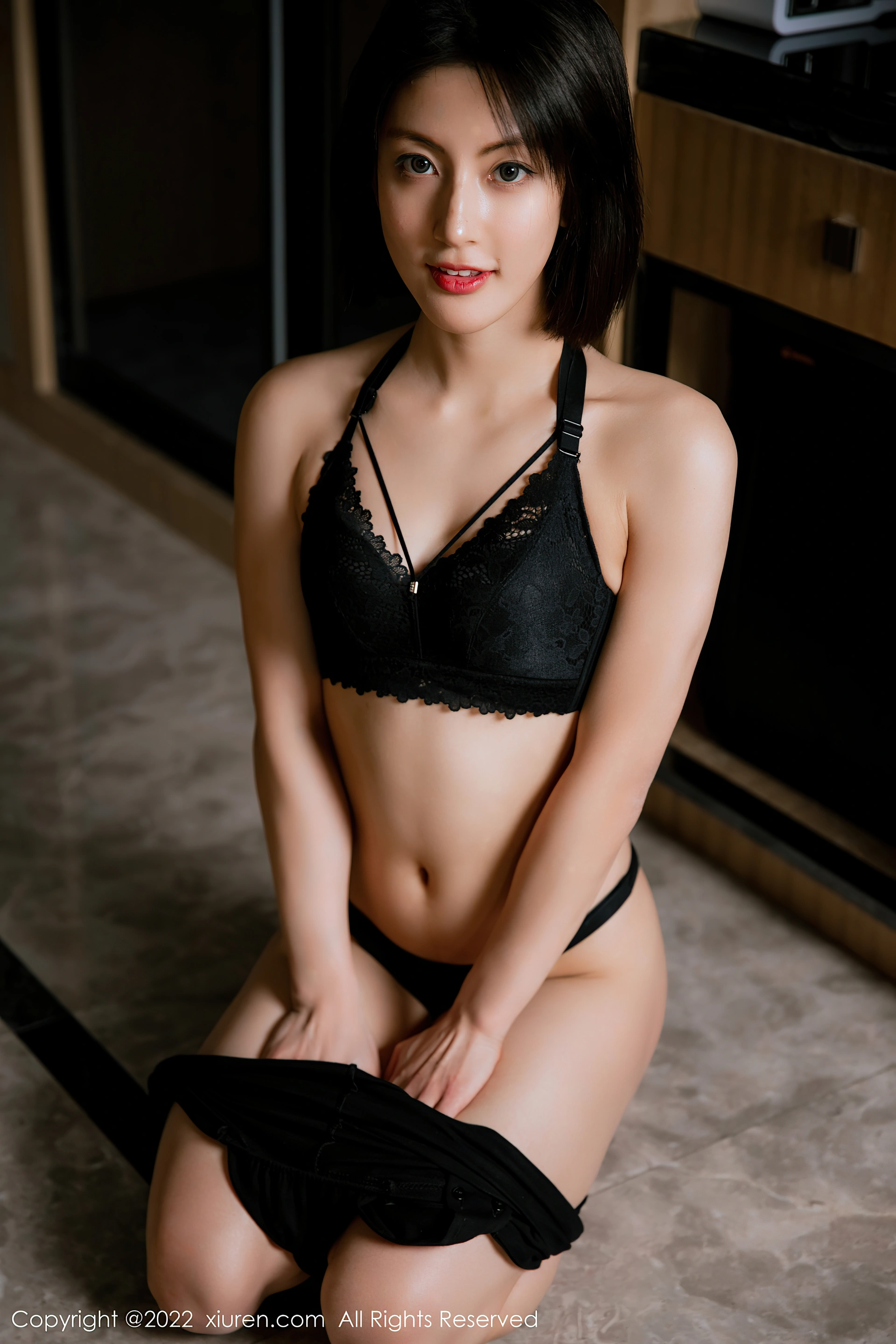 XiuRen秀人网 2022.02.18 No.4603 林文文yooki 淑女美腿[62+1P 561MB]