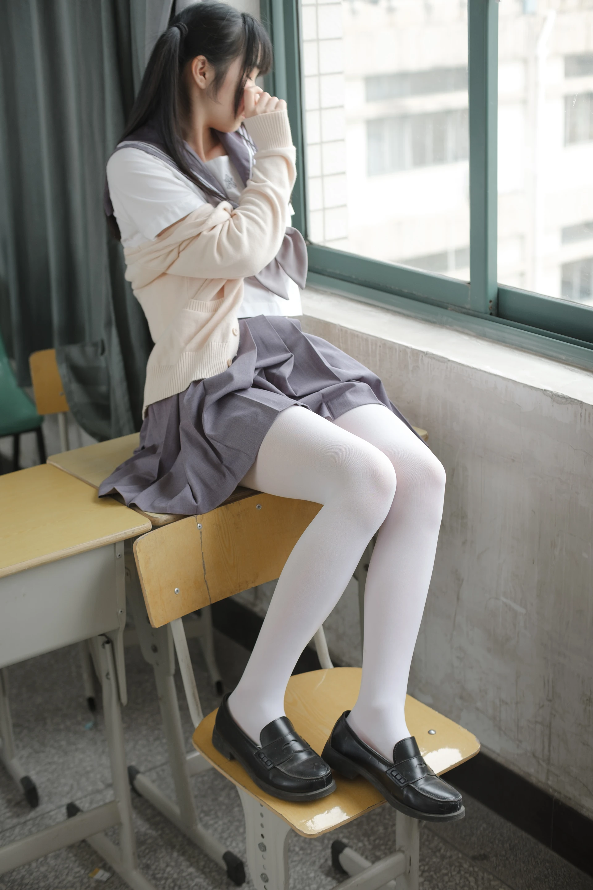森萝财团 X-017 [99P1V-1.24G]学生装, 校服, 森萝财团, 白丝, 美腿