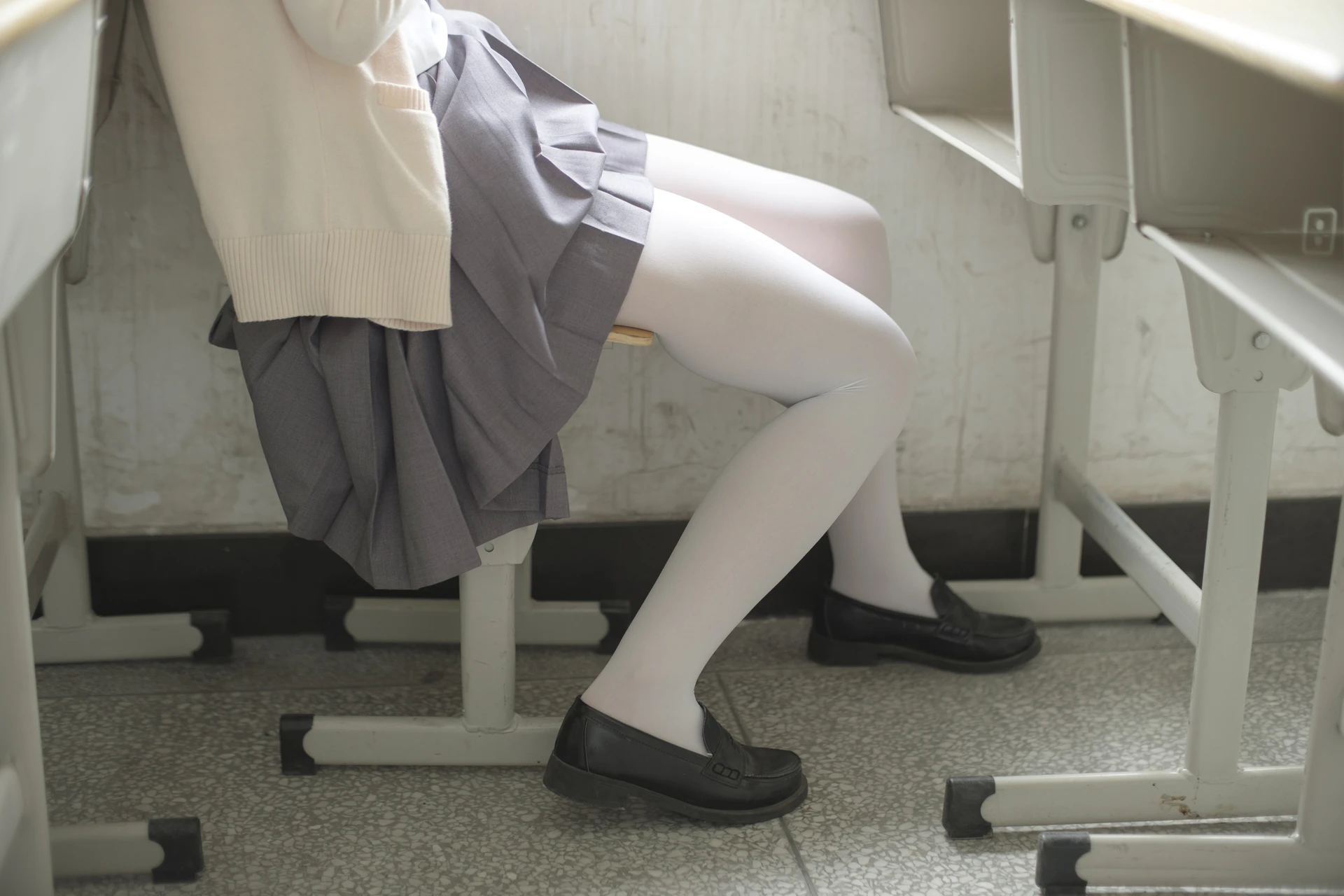 森萝财团 X-017 [99P1V-1.24G]学生装, 校服, 森萝财团, 白丝, 美腿