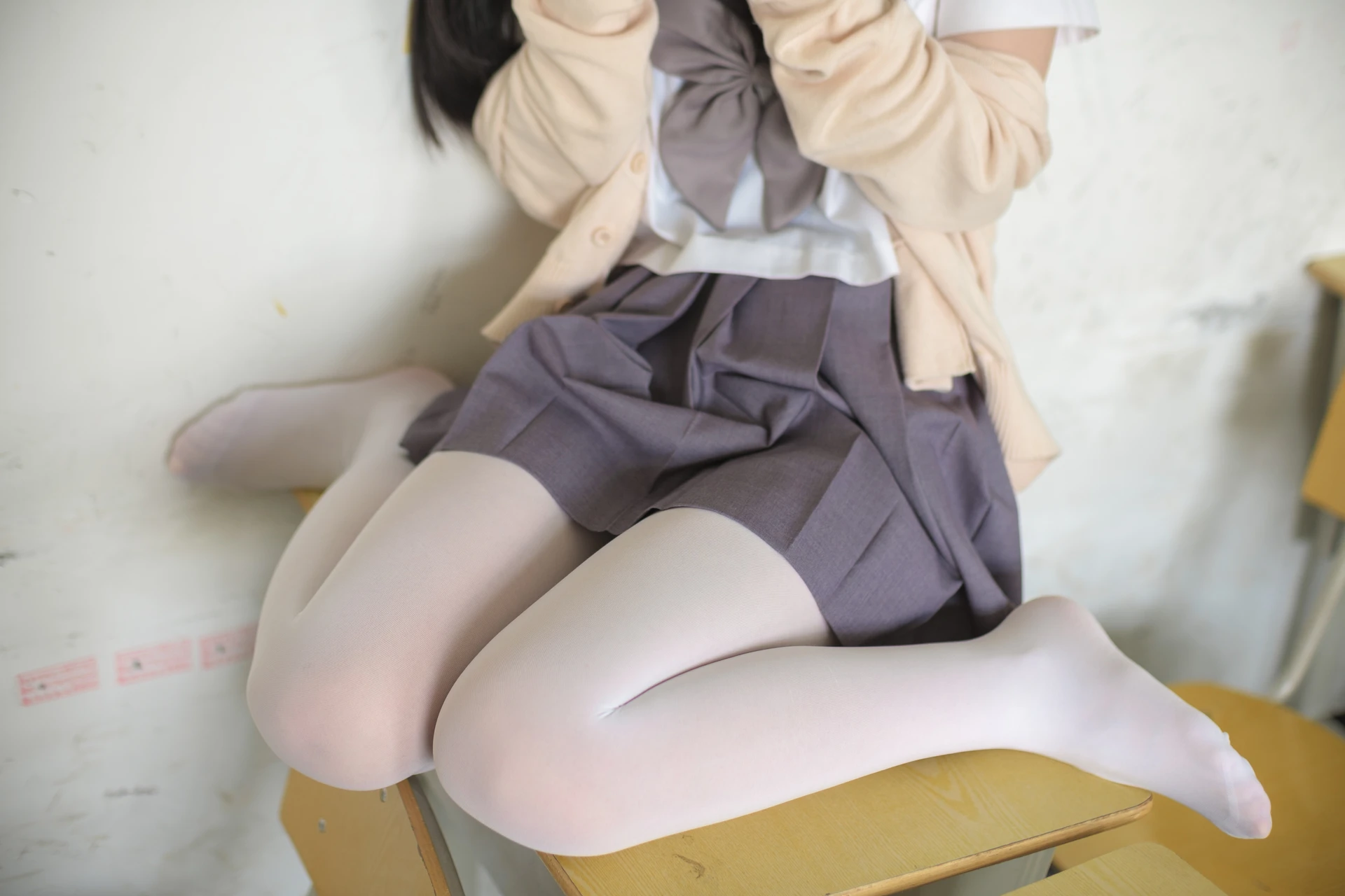 森萝财团 X-017 [99P1V-1.24G]学生装, 校服, 森萝财团, 白丝, 美腿