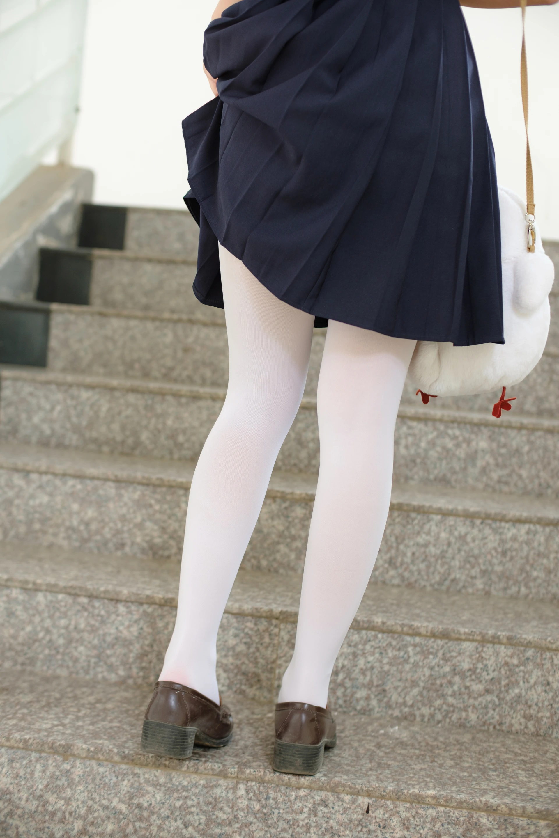 森萝财团 X-027 [113P1V-2.2G制服, 学生装, 校服, 森萝财团, 白丝, 美腿