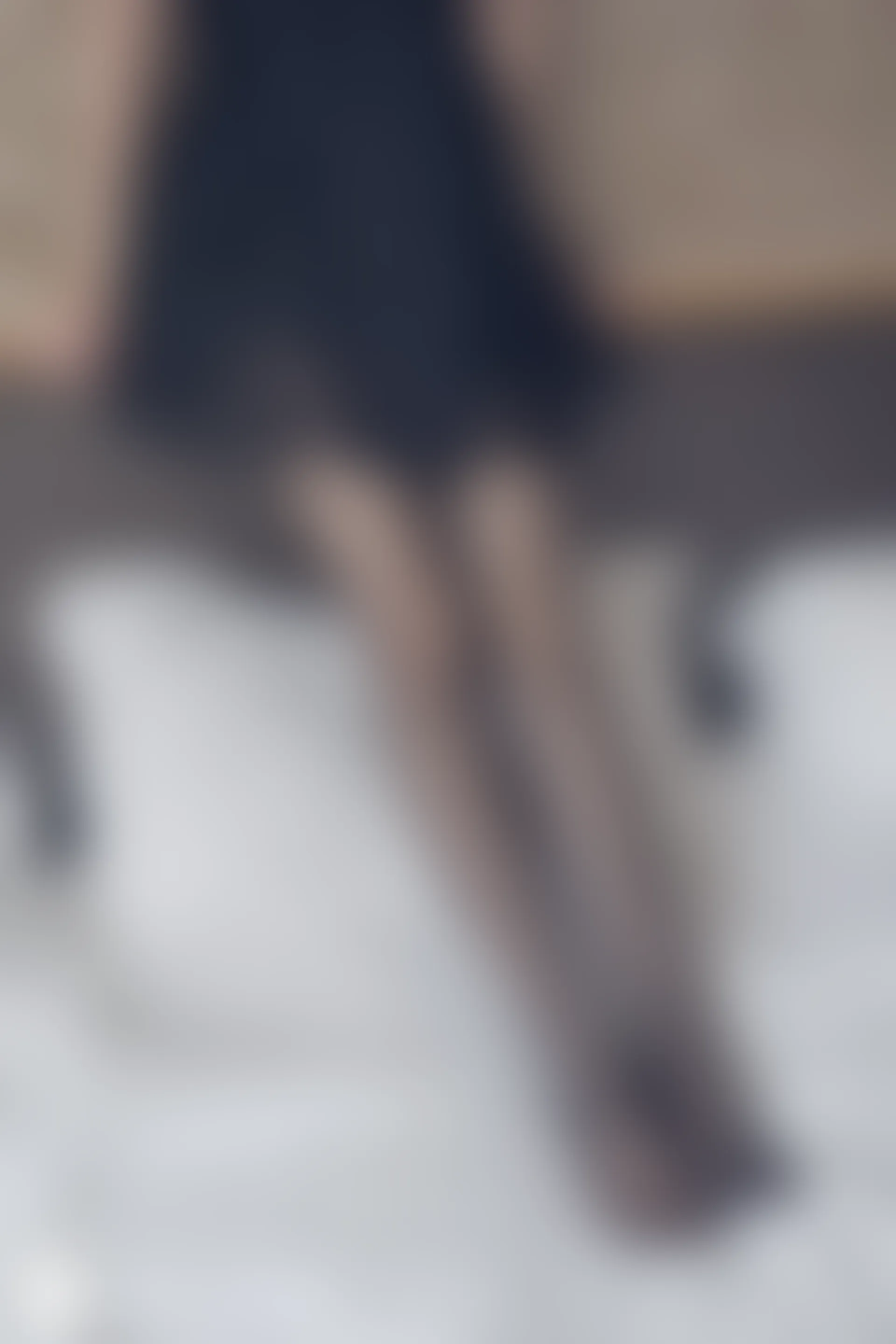 C32.003 黑纱裙 [40P-64MB]