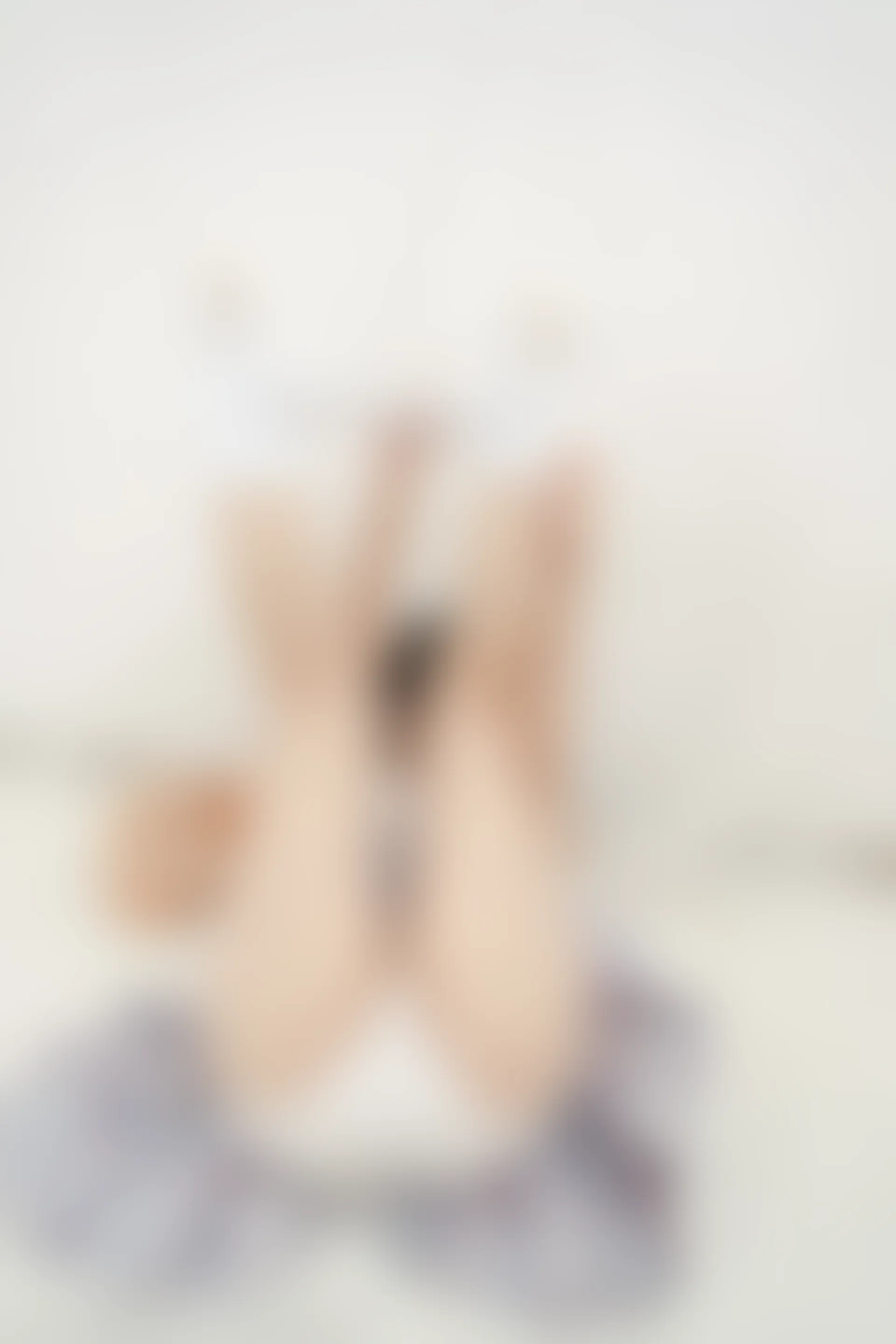 轻兰映画 HANA.009 白丝双马尾JK制服 [65P1V-742.8MB]JK制服, 双马尾, 白丝, 美腿, 美足, 轻兰映画