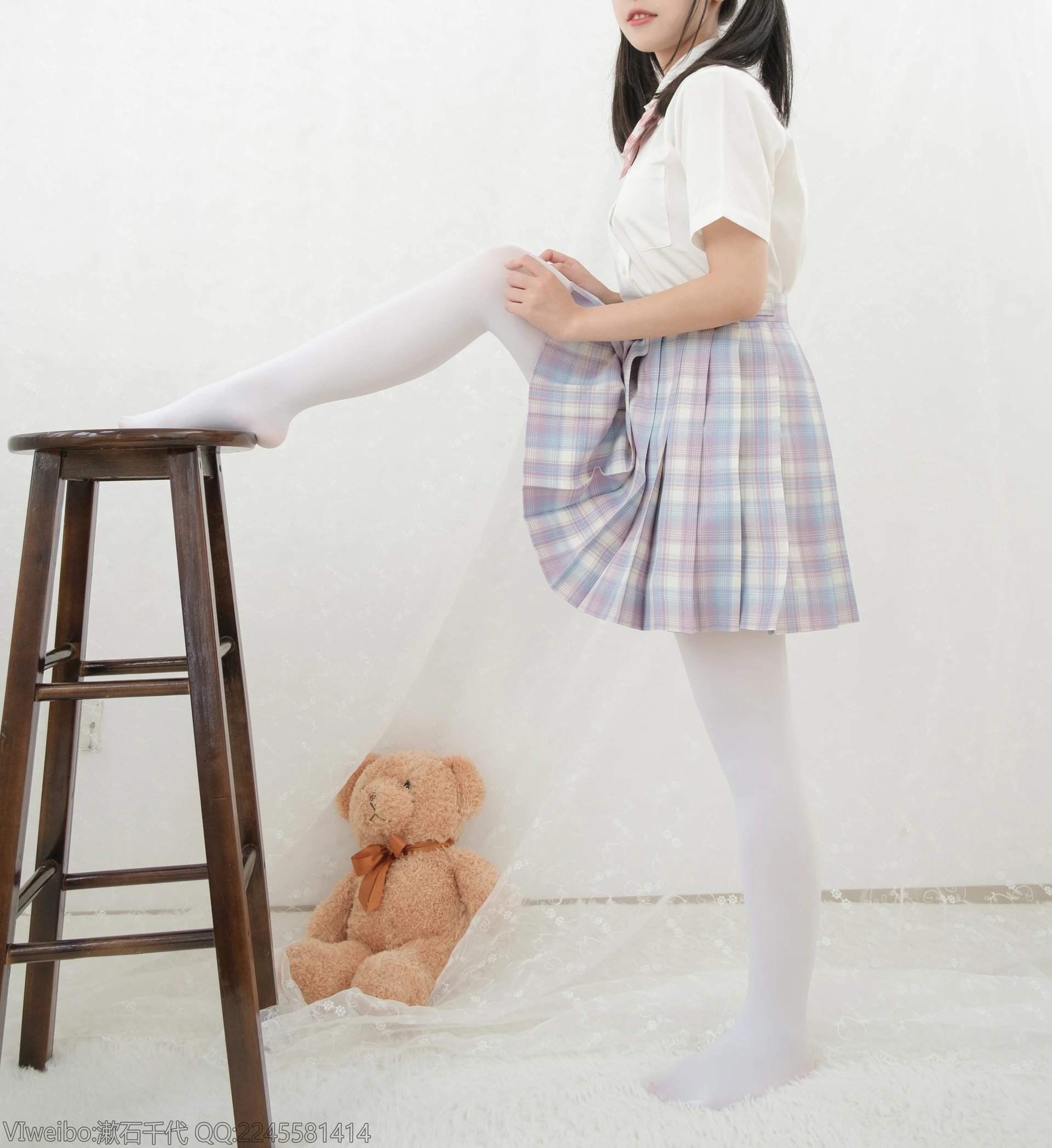 轻兰映画 HANA.009 白丝双马尾JK制服 [65P1V-742.8MB]JK制服, 双马尾, 白丝, 美腿, 美足, 轻兰映画