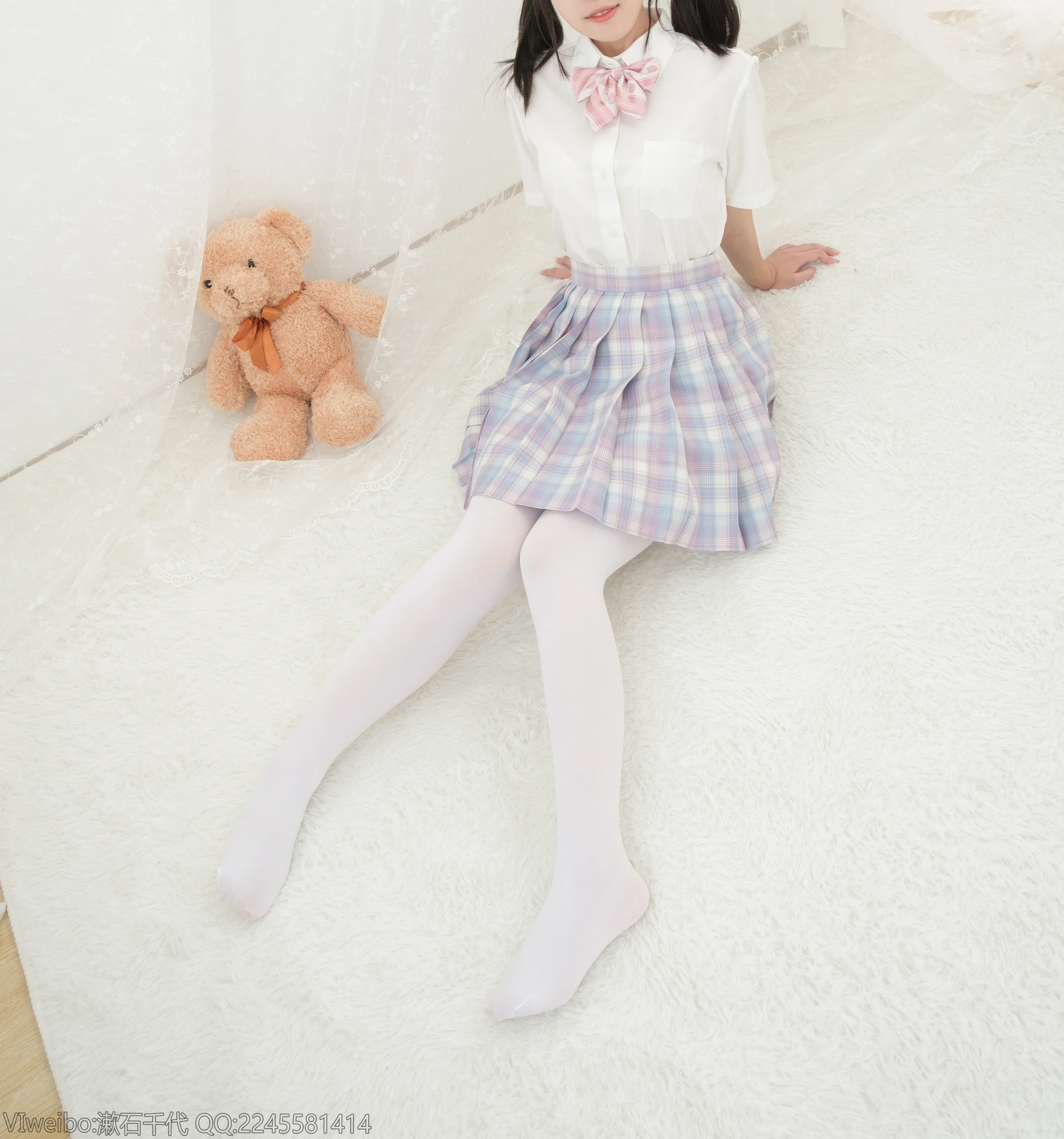 轻兰映画 HANA.009 白丝双马尾JK制服 [65P1V-742.8MB]JK制服, 双马尾, 白丝, 美腿, 美足, 轻兰映画