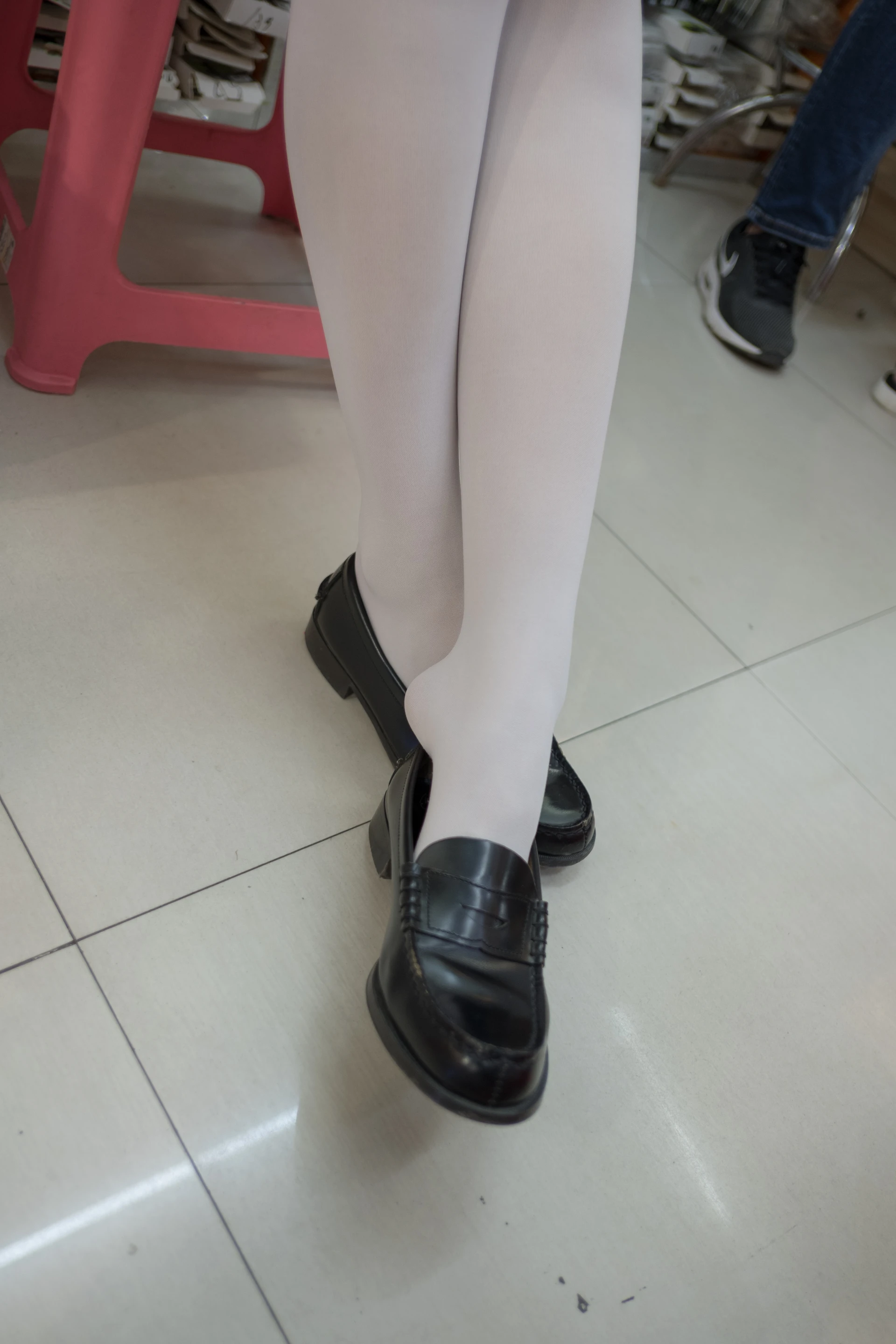 森萝财团 BETA-017 [83P-686M]学生证, 水手服, 白丝, 美腿